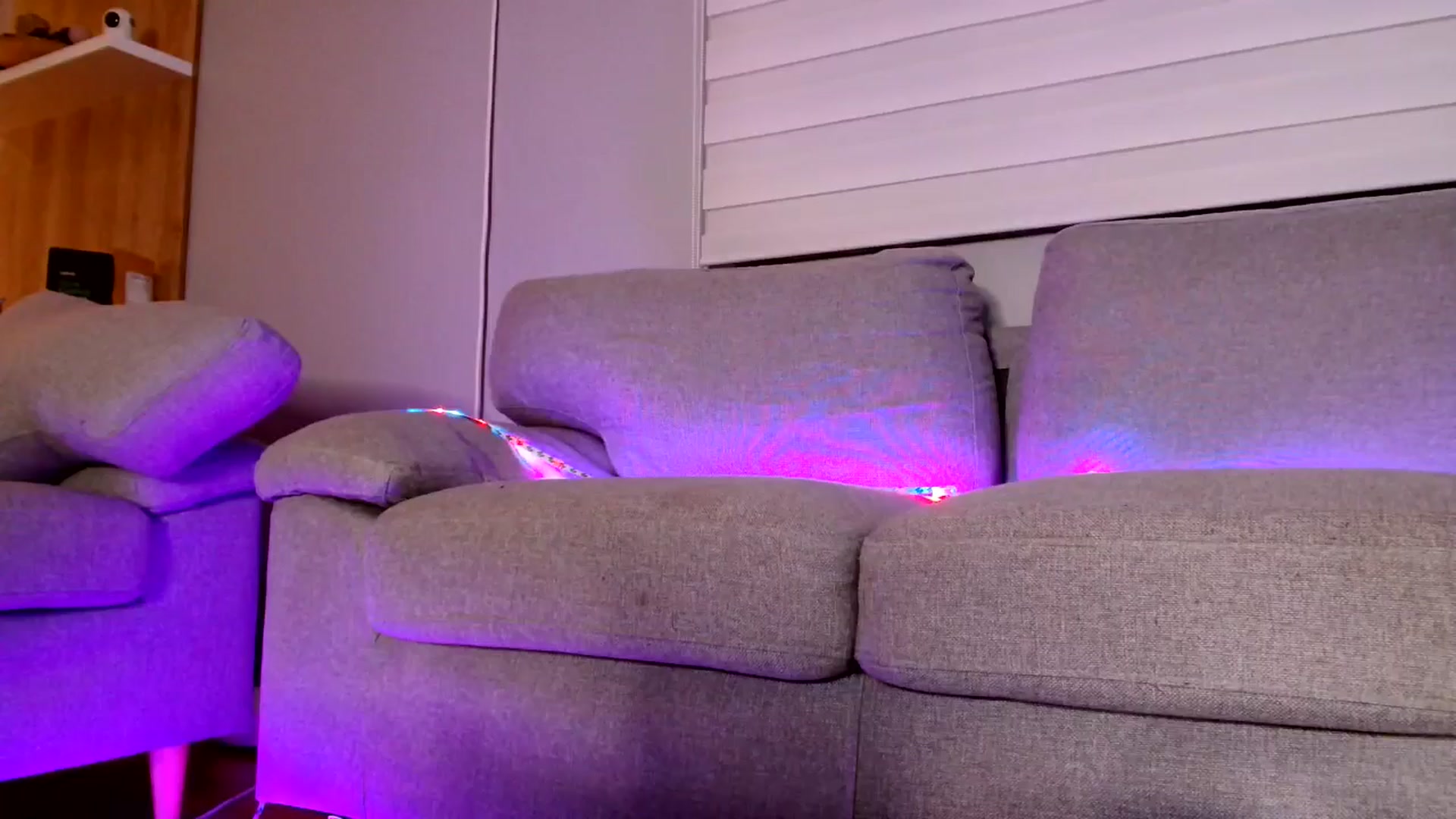 Gallery image thumbnail from Ana_Rose's myfreecams stream on, 05/10/2025, 01:06 image 19 of 20