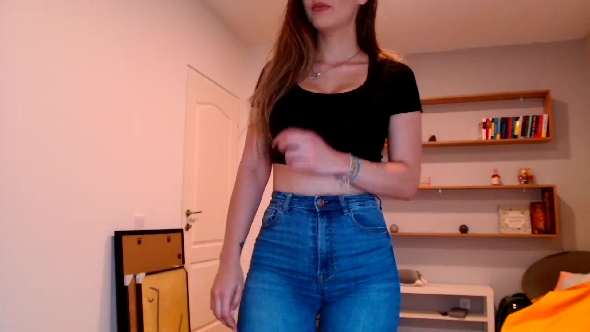 Gallery image thumbnail from Ana_Rose's myfreecams stream on, 05/15/2025, 19:46 image 11 of 20