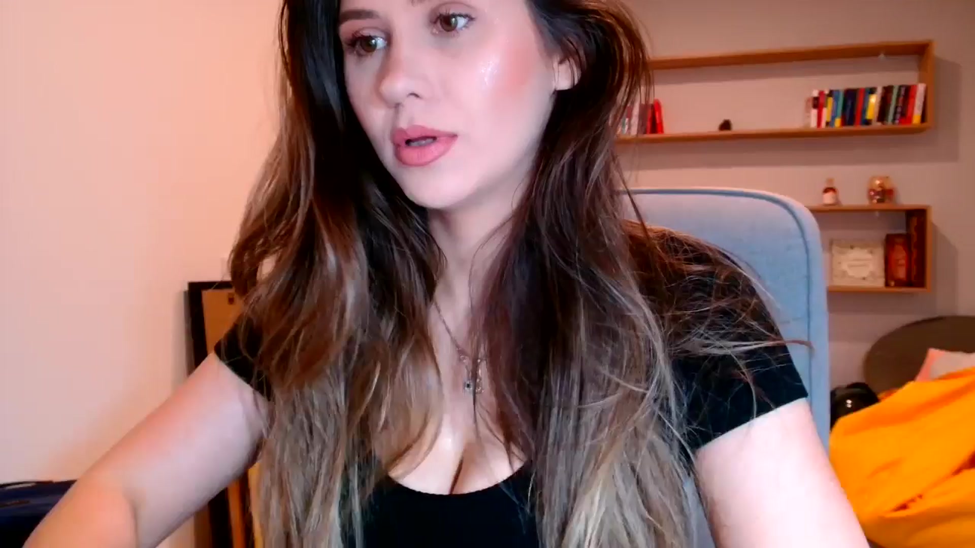 Gallery image thumbnail from Ana_Rose's myfreecams stream on, 05/15/2025, 19:46 image 2 of 20