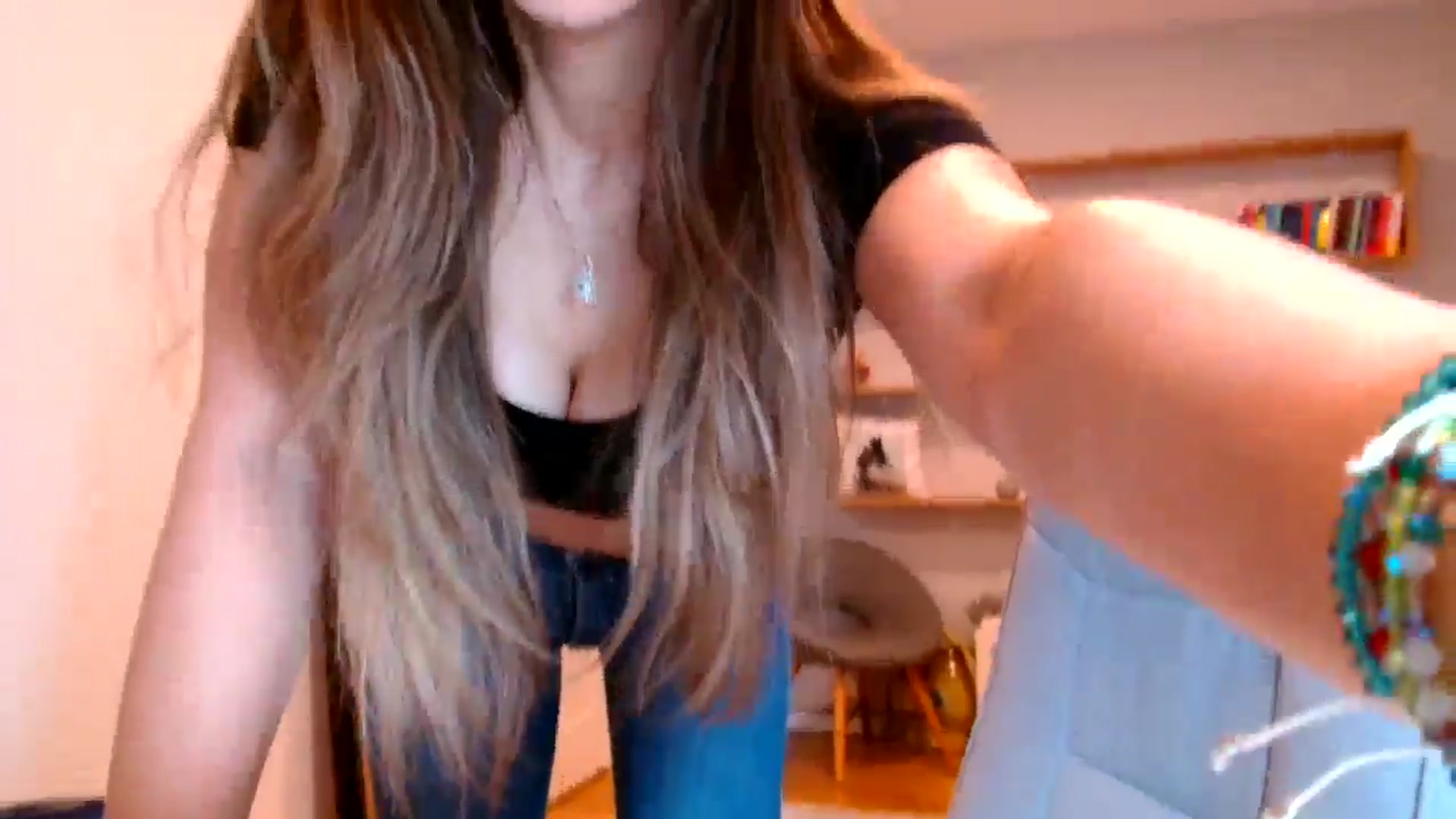Gallery image thumbnail from Ana_Rose's myfreecams stream on, 05/15/2025, 19:46 image 4 of 20