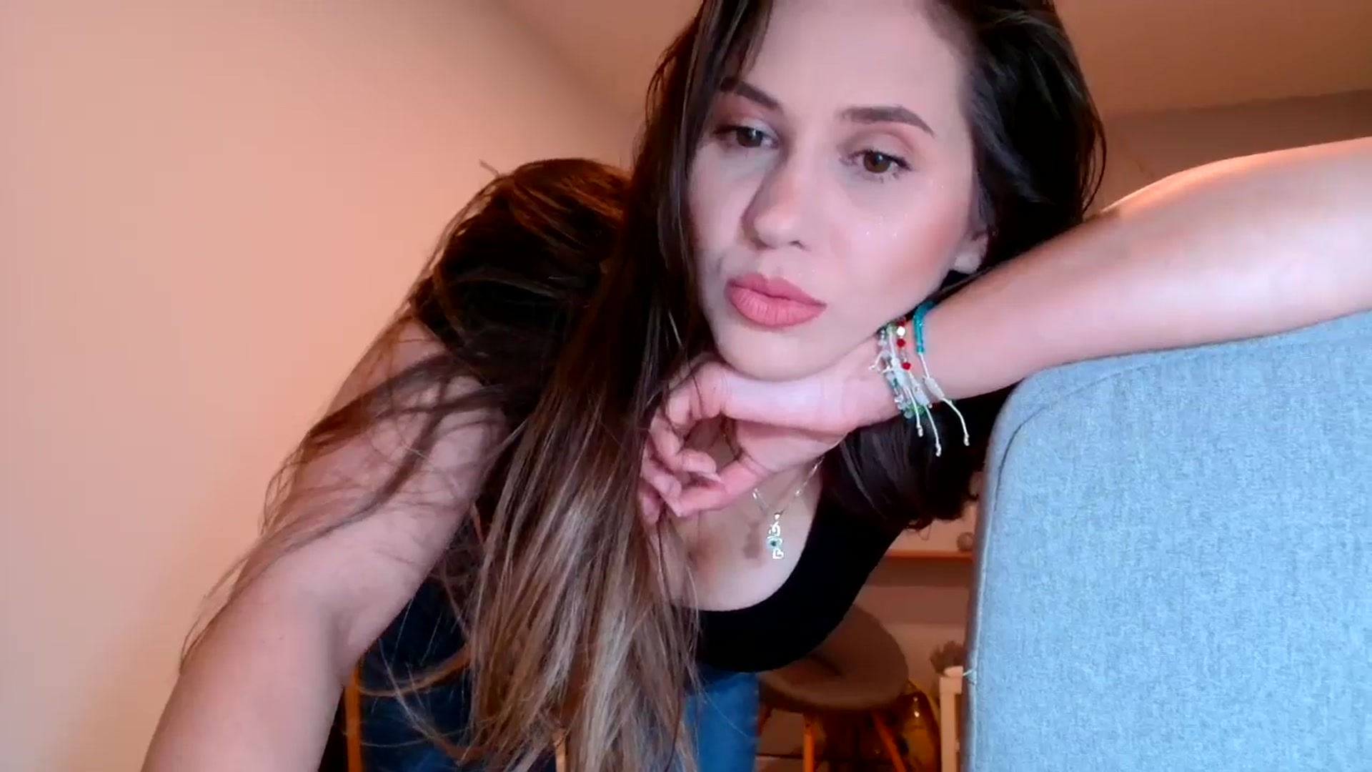 Gallery image thumbnail from Ana_Rose's myfreecams stream on, 05/15/2025, 19:46 image 7 of 20