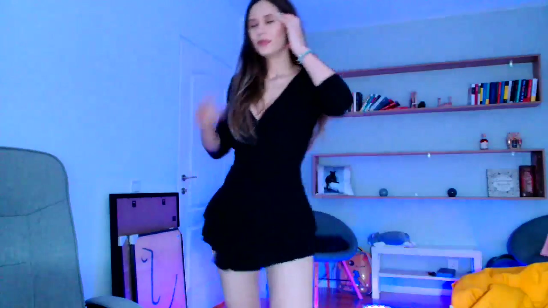 Gallery image thumbnail from Ana_Rose's myfreecams stream on, 05/24/2025, 24:29 image 6 of 20
