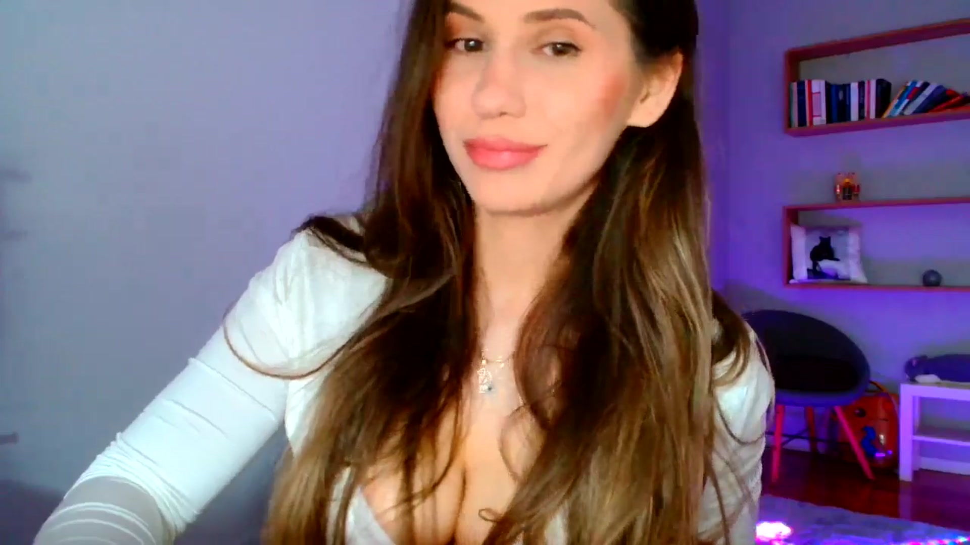 Gallery image thumbnail from Ana_Rose's myfreecams stream on, 05/31/2025, 24:51 image 12 of 20
