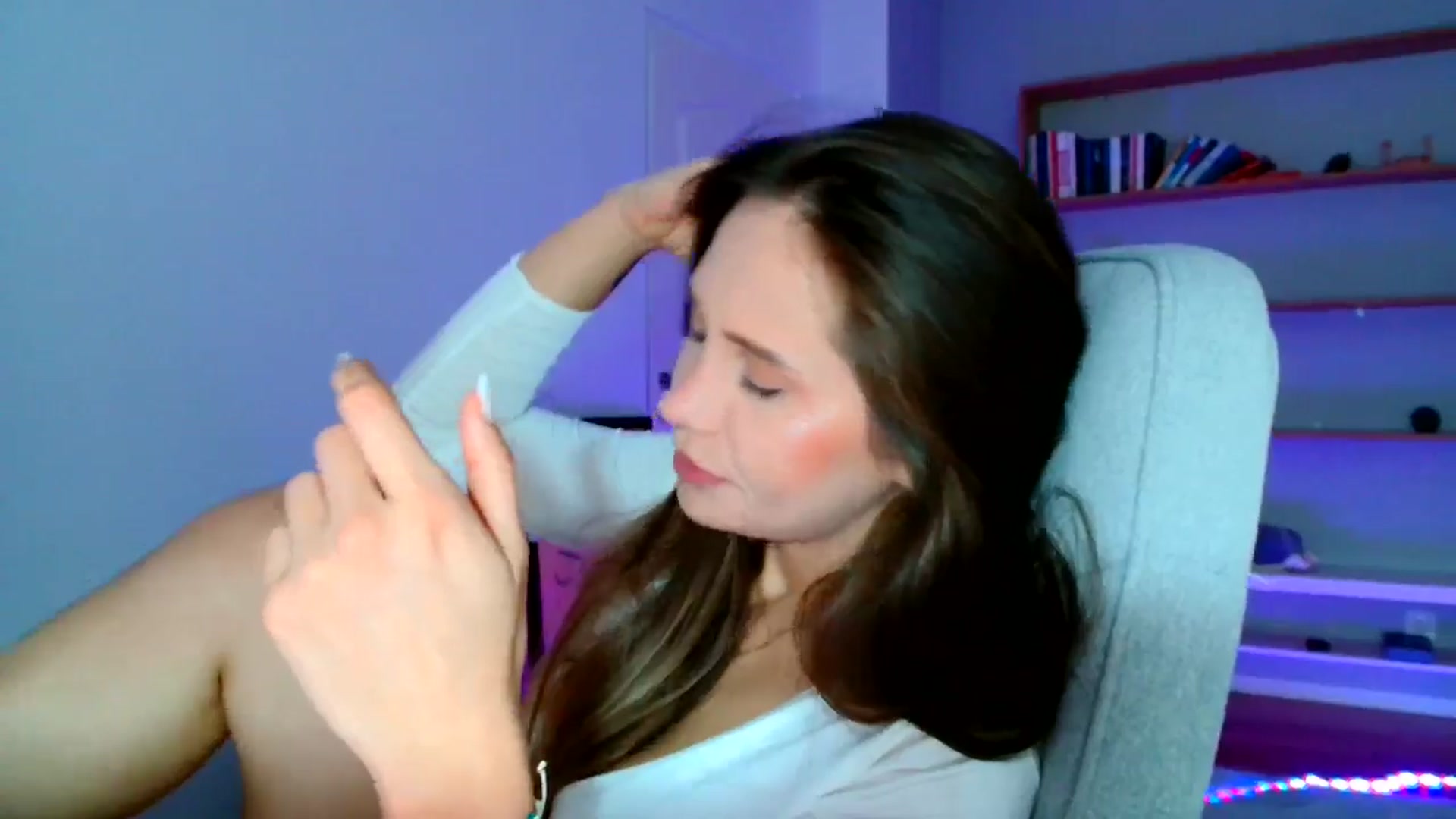 Gallery image thumbnail from Ana_Rose's myfreecams stream on, 05/31/2025, 24:51 image 10 of 20