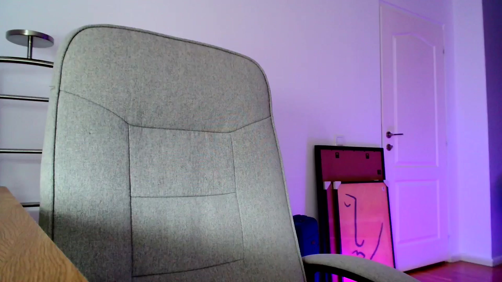 Gallery image thumbnail from Ana_Rose's myfreecams stream on, 05/31/2025, 24:51 image 19 of 20