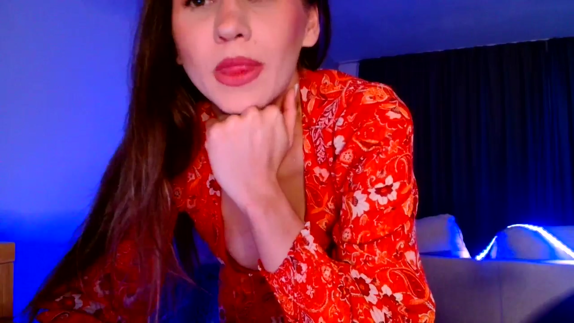 Gallery image thumbnail from Ana_Rose's myfreecams stream on, 08/01/2025, 20:48 image 15 of 20