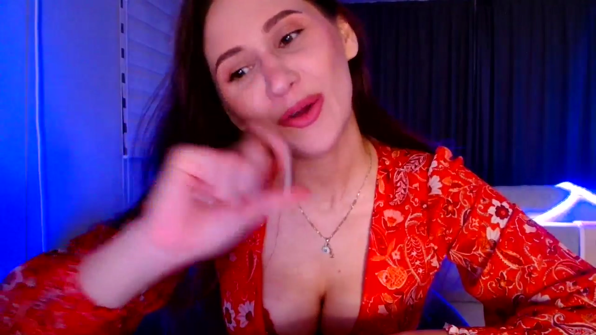 Gallery image thumbnail from Ana_Rose's myfreecams stream on, 08/02/2025, 24:09 image 4 of 20