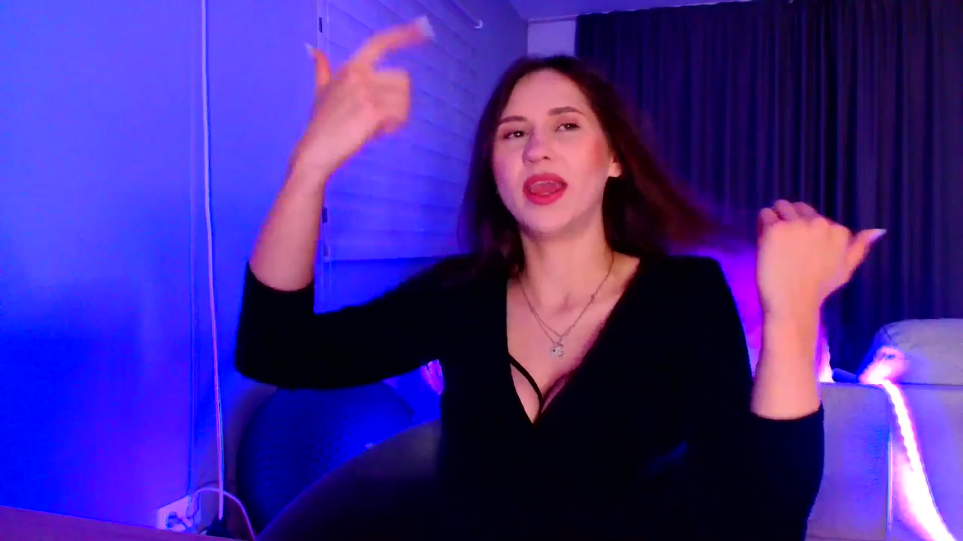 Gallery image thumbnail from Ana_Rose's myfreecams stream on, 08/09/2025, 24:32 image 8 of 20