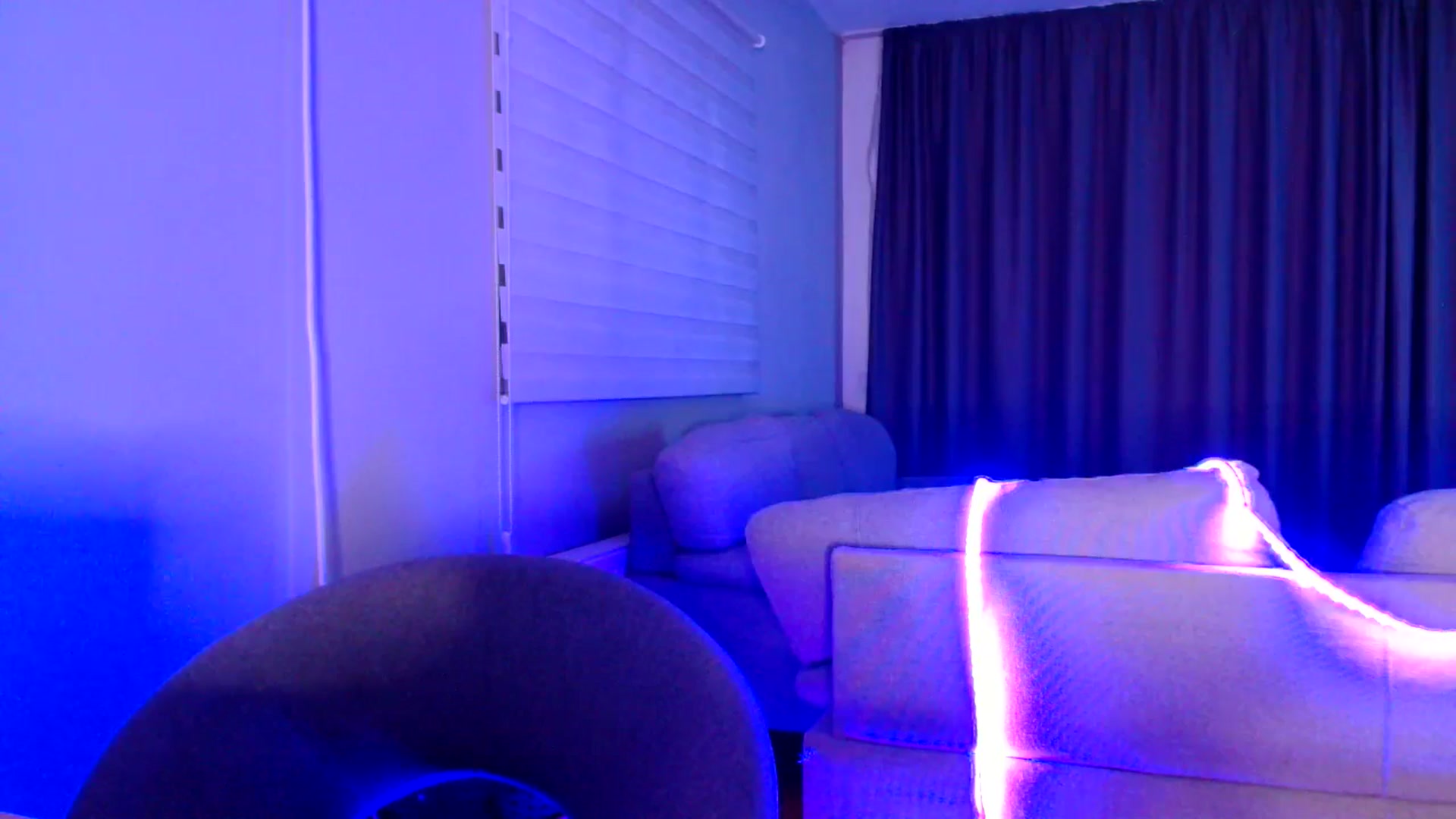 Gallery image thumbnail from Ana_Rose's myfreecams stream on, 08/10/2025, 21:21 image 3 of 20