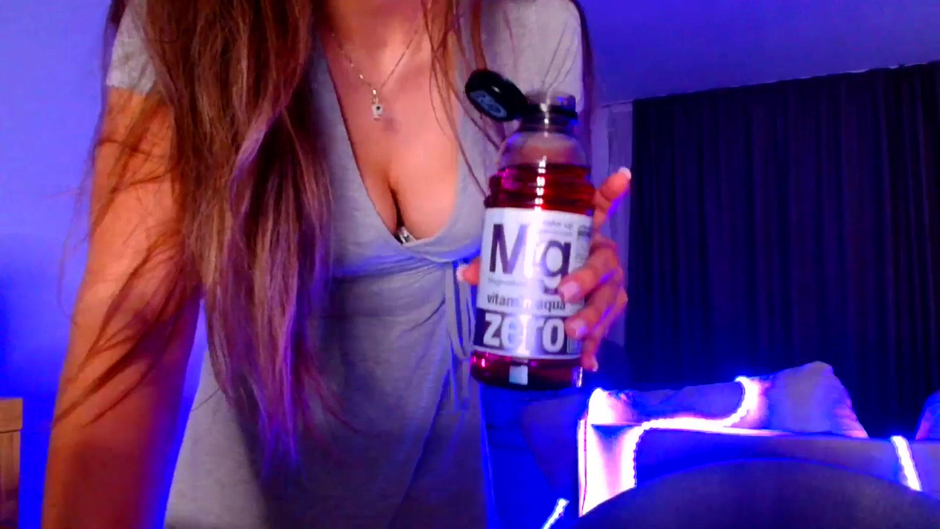 Gallery image thumbnail from Ana_Rose's myfreecams stream on, 08/16/2025, 24:39 image 2 of 20