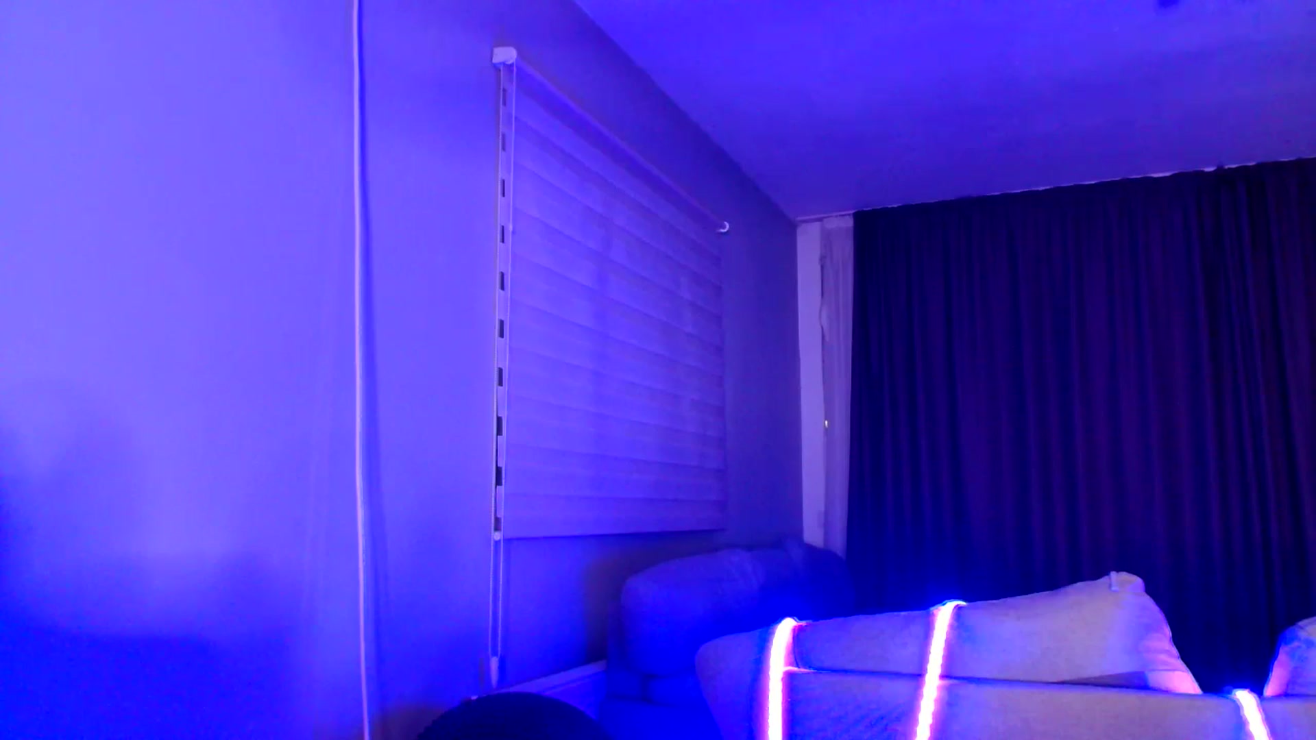 Gallery image thumbnail from Ana_Rose's myfreecams stream on, 08/16/2025, 24:39 image 16 of 20