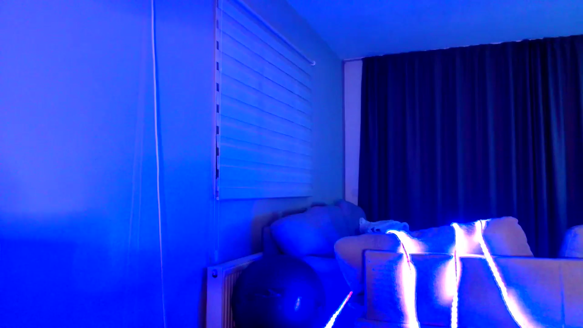 Gallery image thumbnail from Ana_Rose's myfreecams stream on, 08/28/2025, 19:41 image 13 of 20