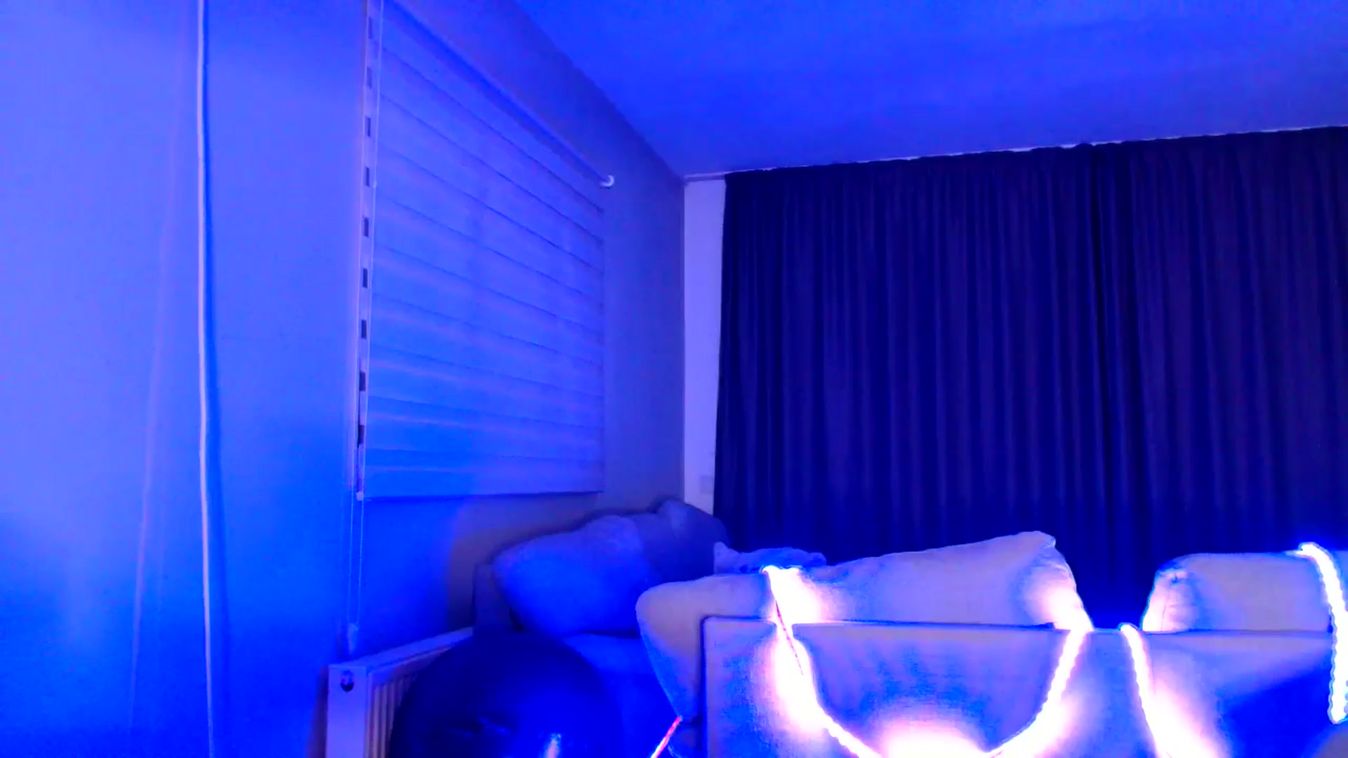 Gallery image thumbnail from Ana_Rose's myfreecams stream on, 08/28/2025, 22:21 image 10 of 20