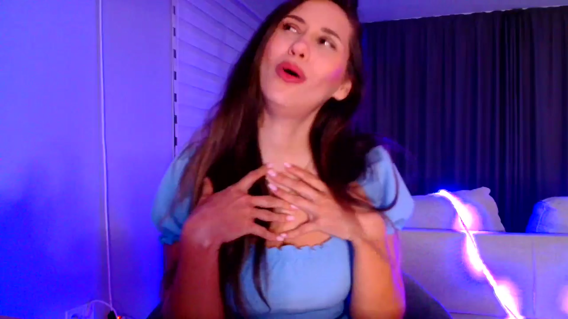 Gallery image thumbnail from Ana_Rose's myfreecams stream on, 09/06/2025, 01:20 image 15 of 20