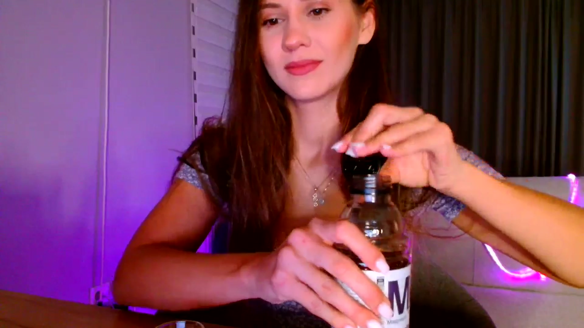 Gallery image thumbnail from Ana_Rose's myfreecams stream on, 09/20/2025, 24:35 image 6 of 20