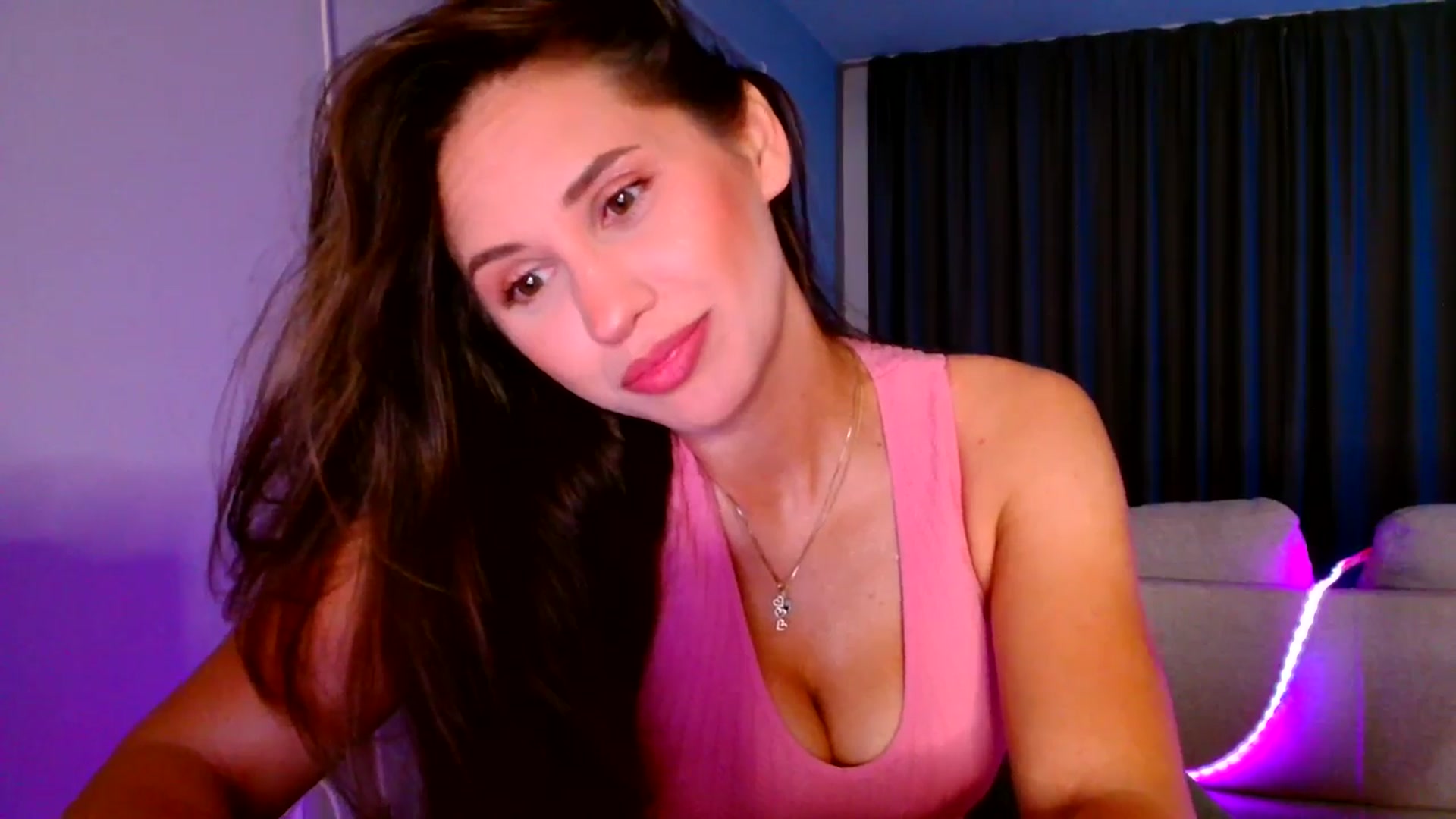 Gallery image thumbnail from Ana_Rose's myfreecams stream on, 09/20/2025, 22:05 image 11 of 20