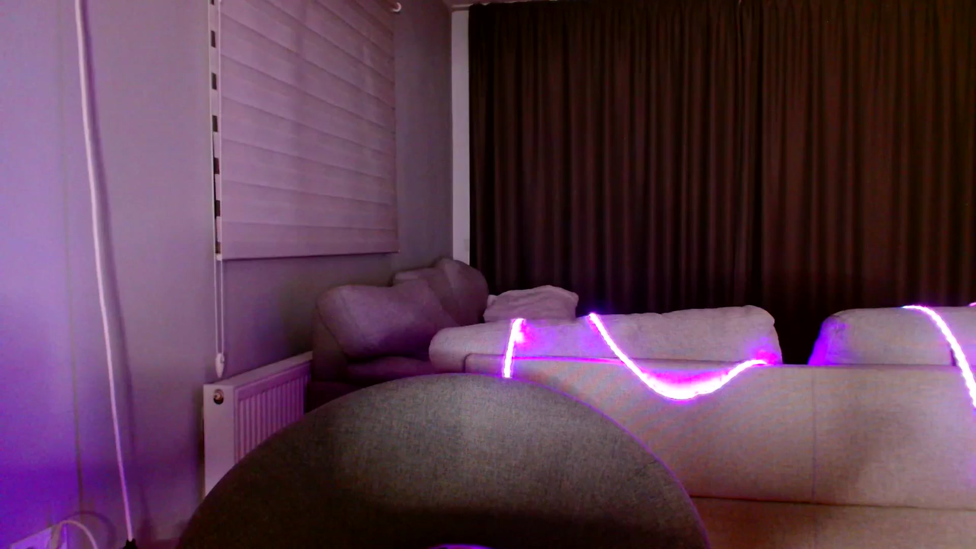 Gallery image thumbnail from Ana_Rose's myfreecams stream on, 09/20/2025, 22:05 image 1 of 20