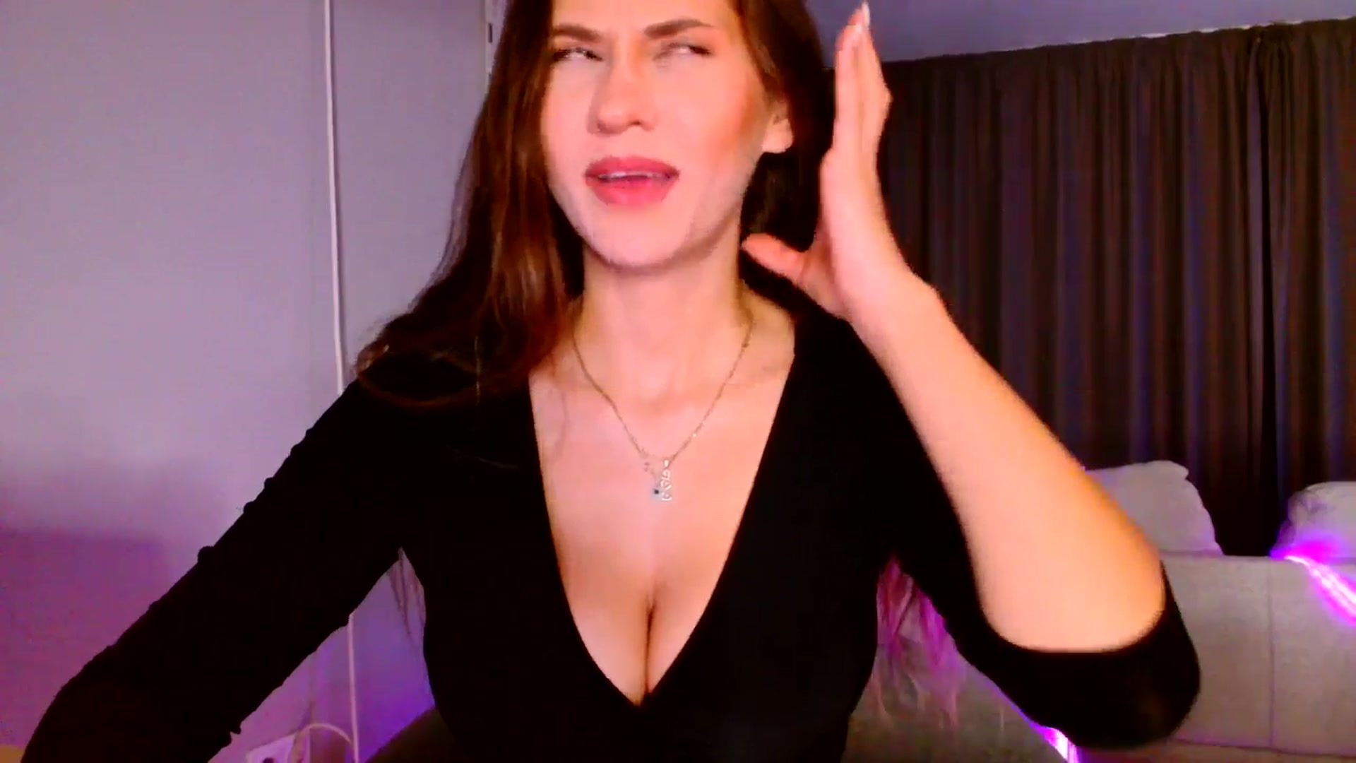 Gallery image thumbnail from Ana_Rose's myfreecams stream on, 09/27/2025, 22:00 image 12 of 20