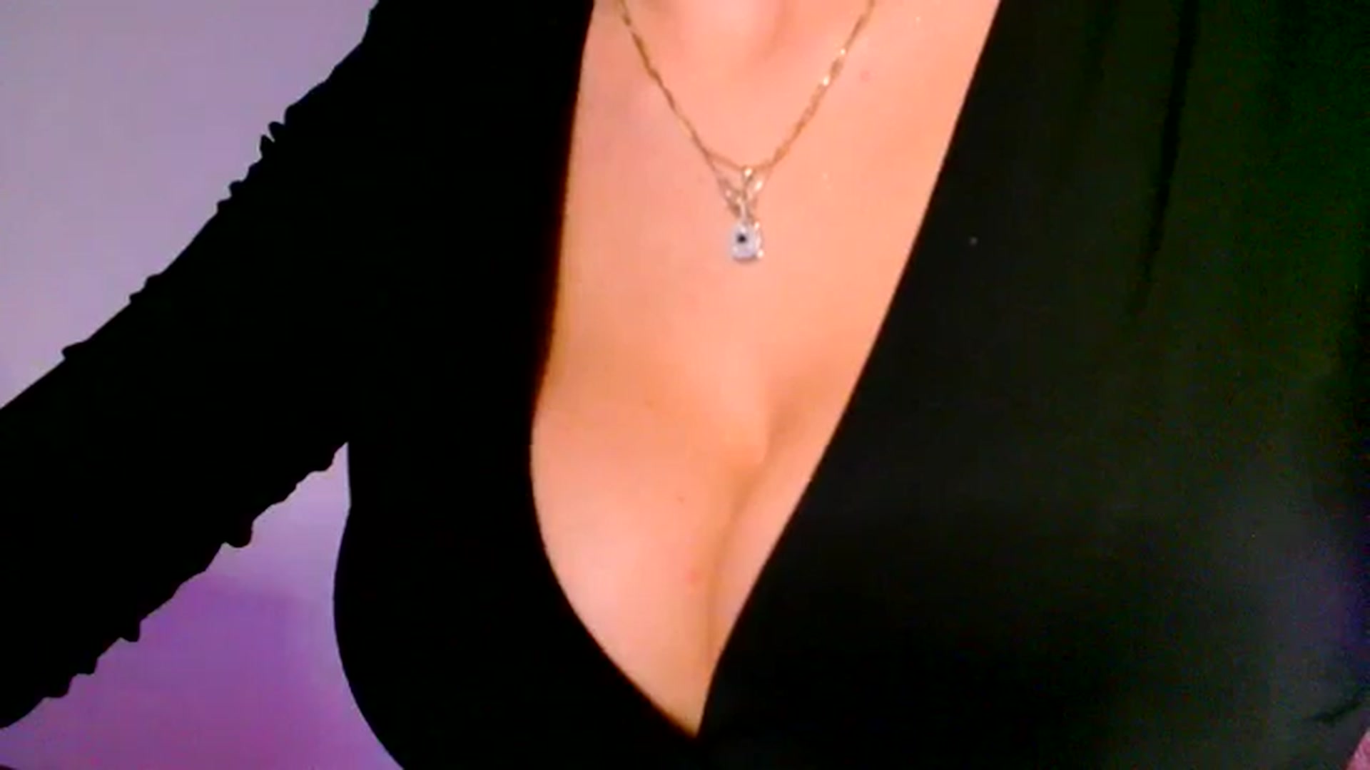 Gallery image thumbnail from Ana_Rose's myfreecams stream on, 09/27/2025, 22:00 image 17 of 20