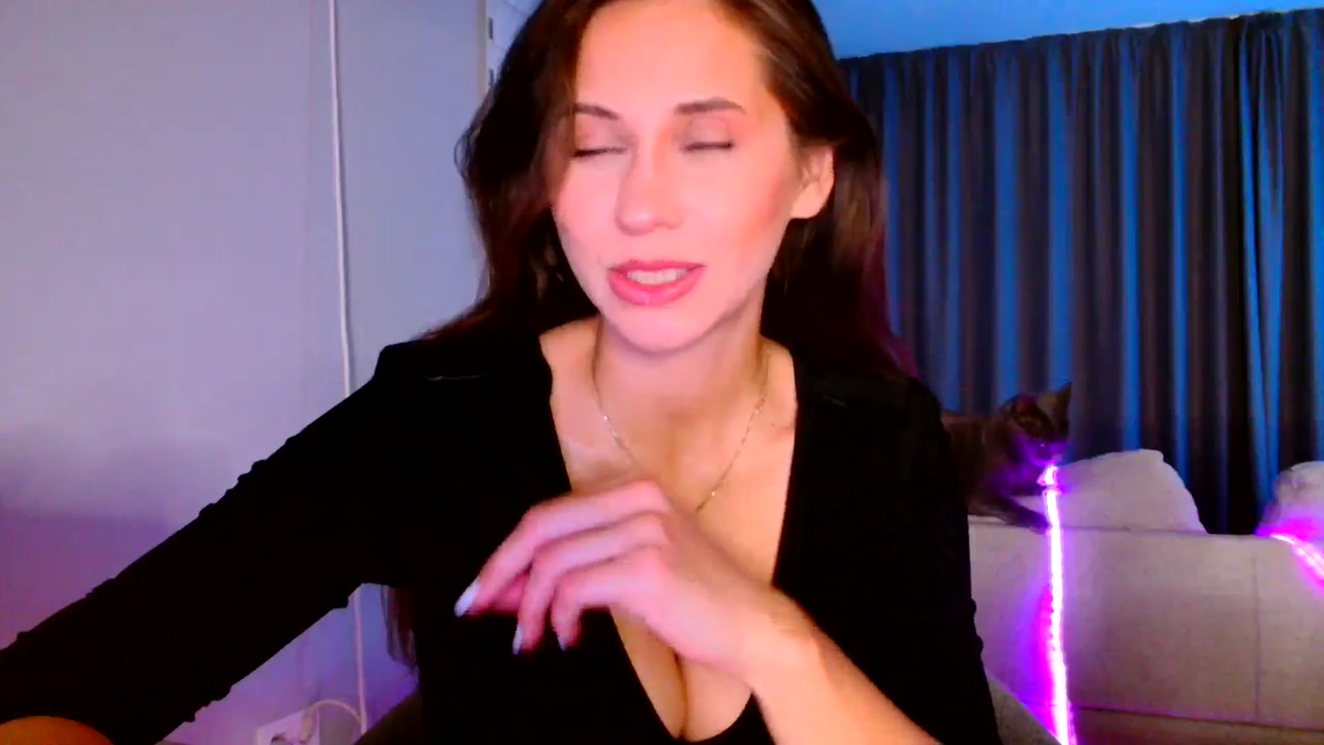Gallery image thumbnail from Ana_Rose's myfreecams stream on, 09/28/2025, 24:48 image 5 of 20