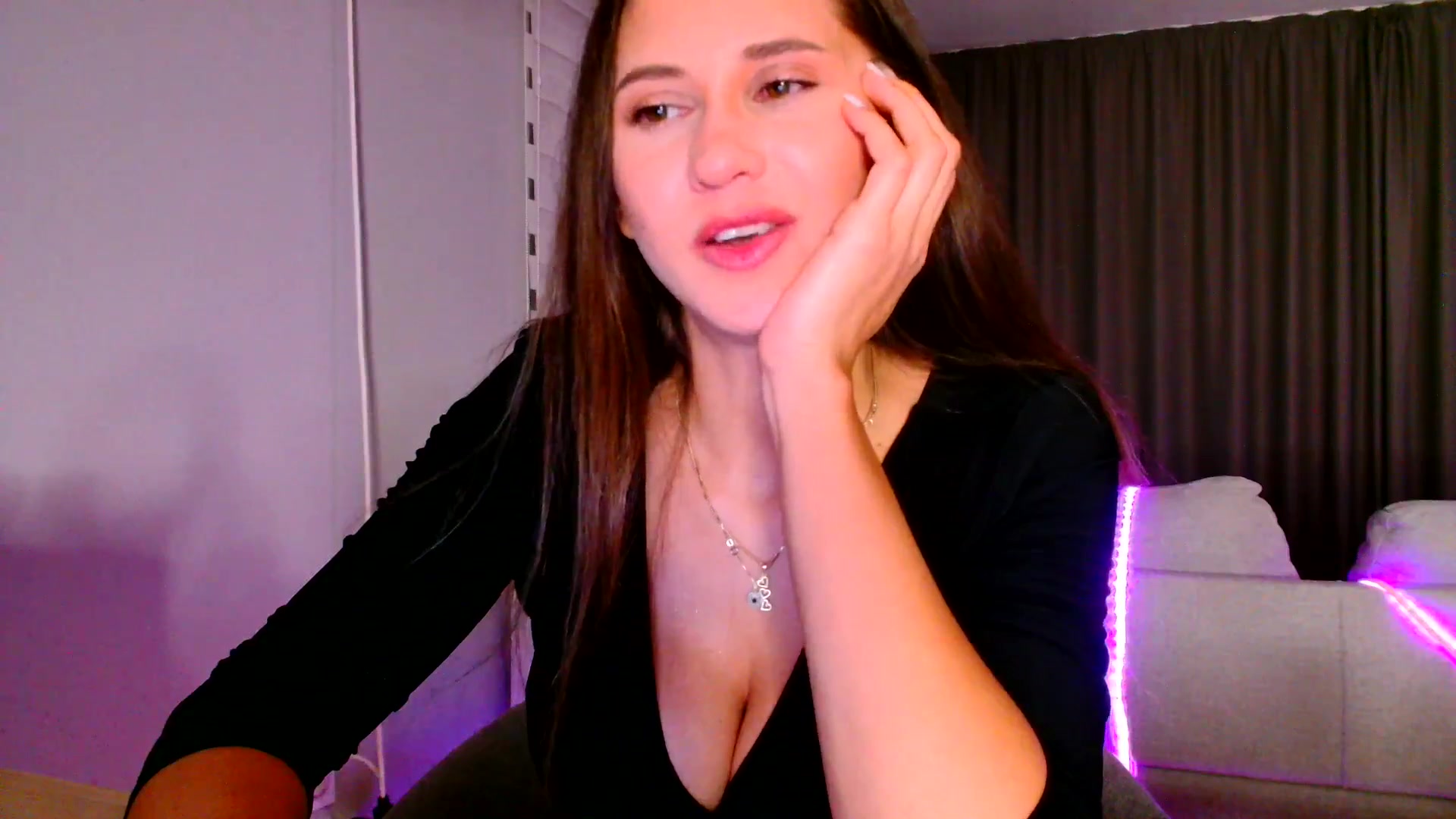 Gallery image thumbnail from Ana_Rose's myfreecams stream on, 09/28/2025, 24:48 image 18 of 20