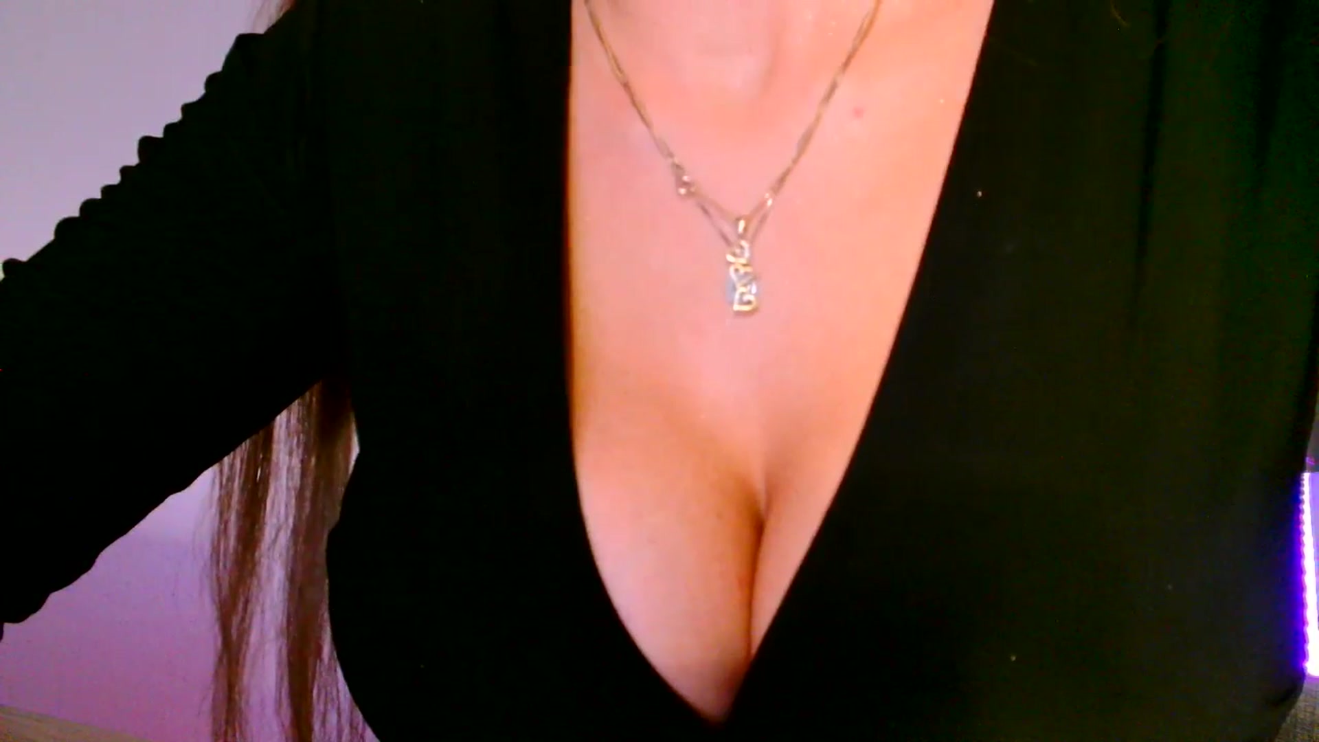 Gallery image thumbnail from Ana_Rose's myfreecams stream on, 09/28/2025, 24:48 image 16 of 20