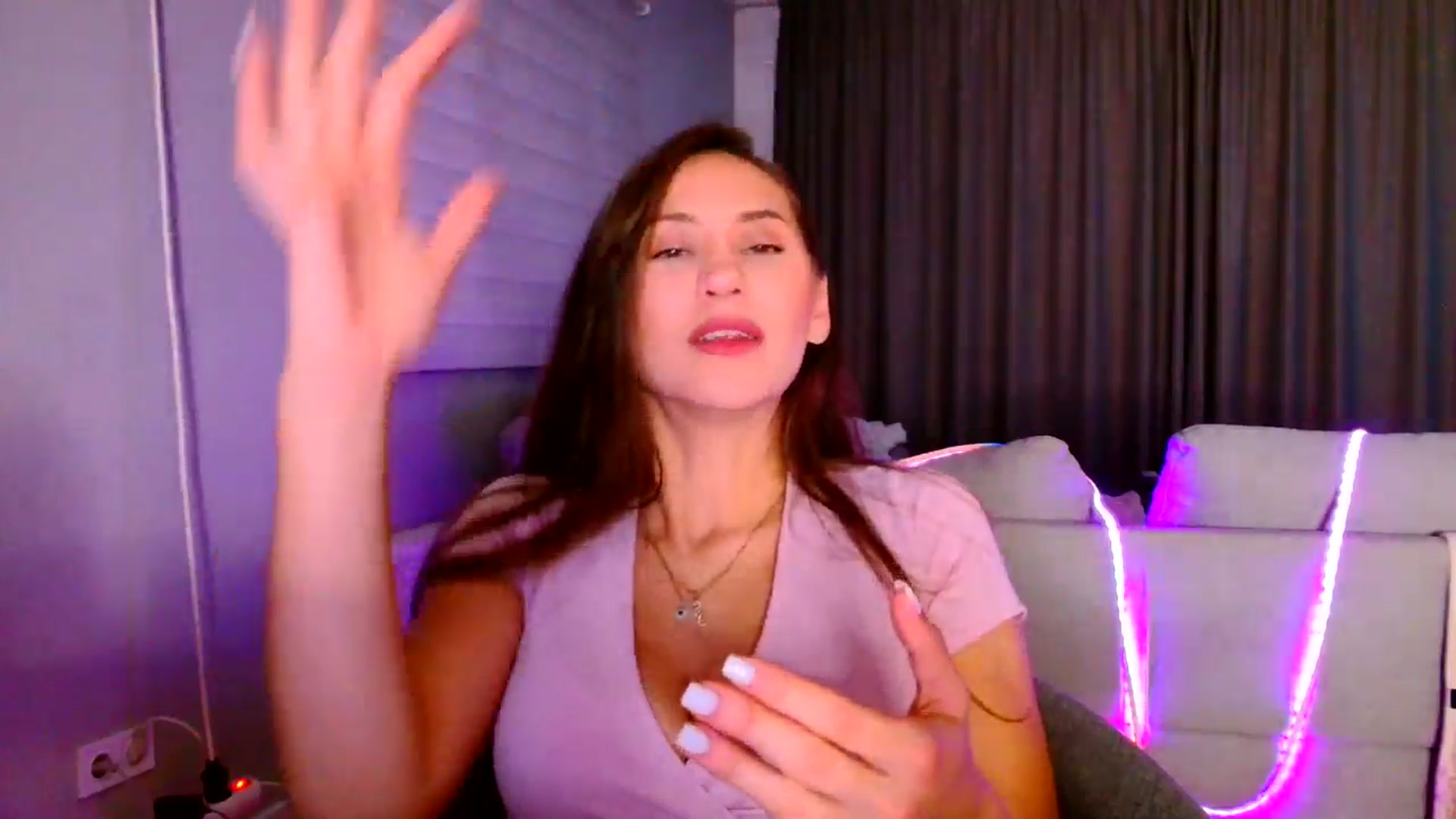 Gallery image thumbnail from Ana_Rose's myfreecams stream on, 10/05/2025, 02:00 image 9 of 20