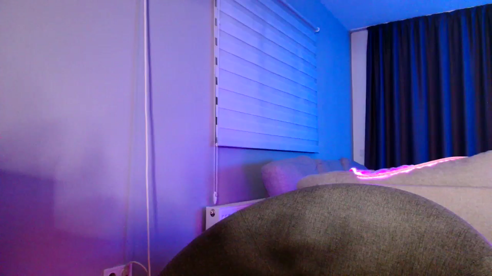Gallery image thumbnail from Ana_Rose's myfreecams stream on, 10/05/2025, 02:00 image 7 of 20