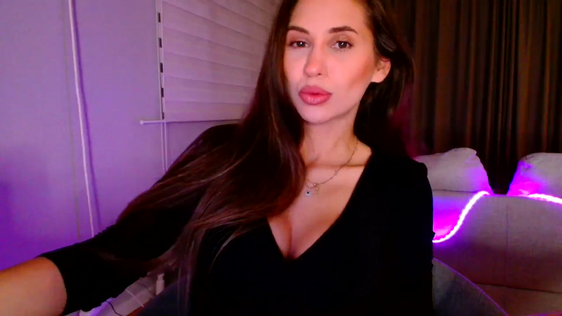 Gallery image thumbnail from Ana_Rose's myfreecams stream on, 10/11/2025, 22:17 image 5 of 20