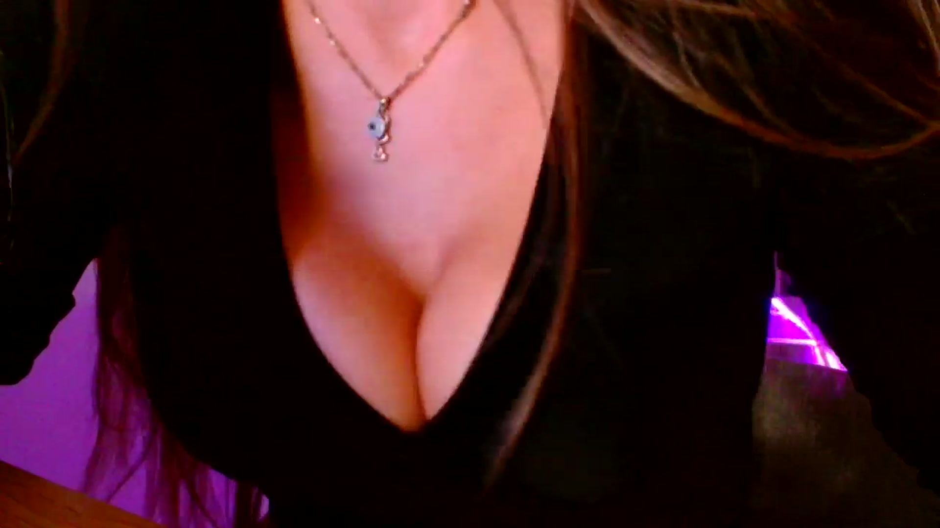 Gallery image thumbnail from Ana_Rose's myfreecams stream on, 10/12/2025, 24:52 image 14 of 20