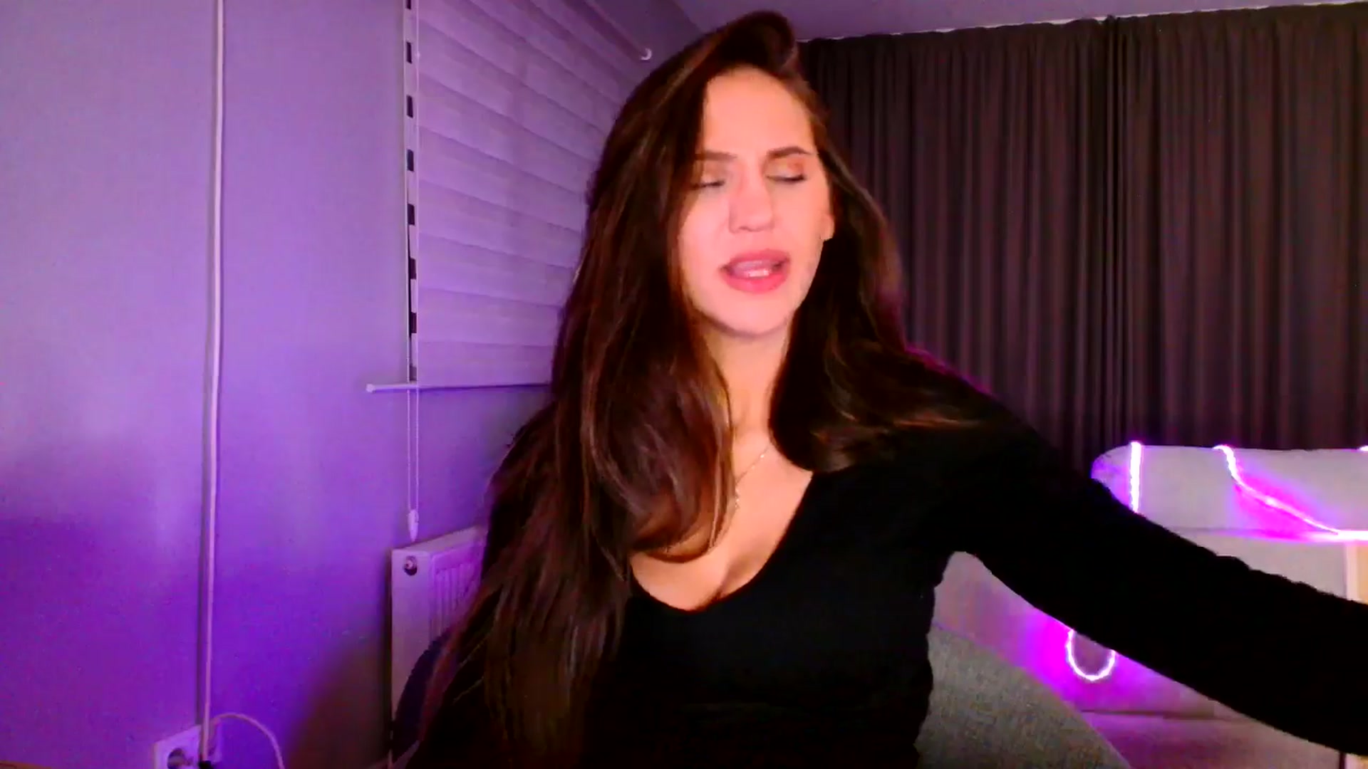 Gallery image thumbnail from Ana_Rose's myfreecams stream on, 10/18/2025, 24:45 image 10 of 20