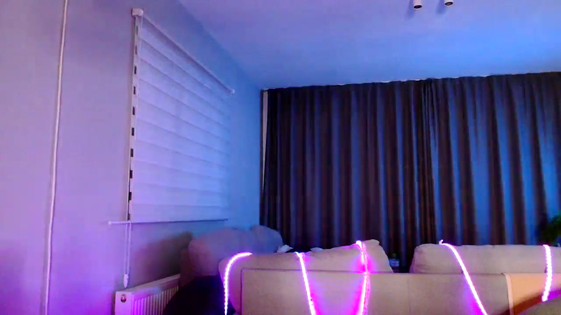 Gallery image thumbnail from Ana_Rose's myfreecams stream on, 10/26/2025, 24:05 image 15 of 20