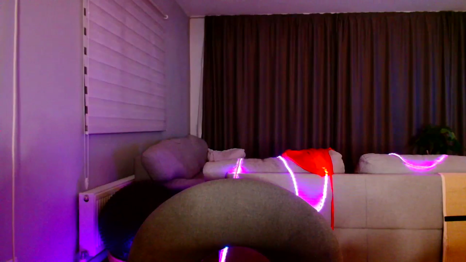 Gallery image thumbnail from Ana_Rose's myfreecams stream on, 11/01/2025, 01:51 image 17 of 20