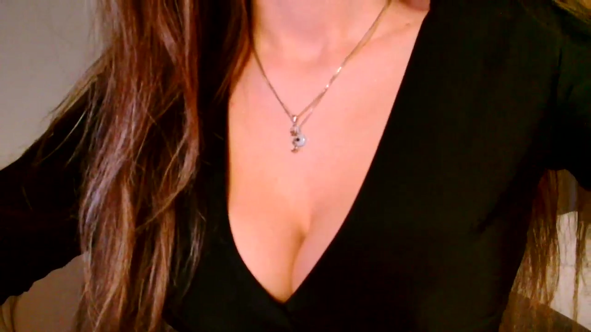 Gallery image thumbnail from Ana_Rose's myfreecams stream on, 11/16/2025, 01:52 image 11 of 20