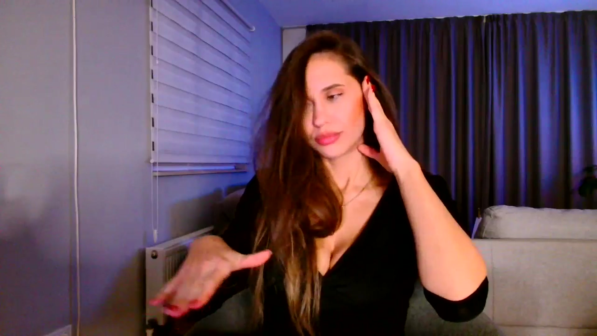 Gallery image thumbnail from Ana_Rose's myfreecams stream on, 11/16/2025, 01:52 image 15 of 20
