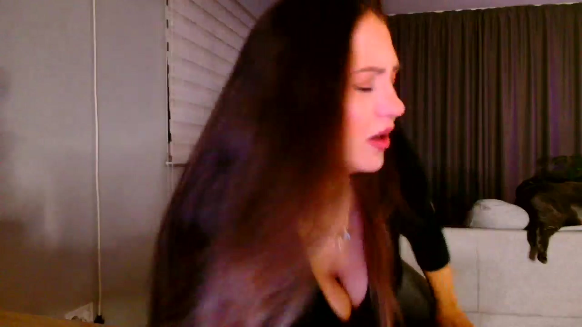 Gallery image thumbnail from Ana_Rose's myfreecams stream on, 12/14/2025, 24:01 image 14 of 20