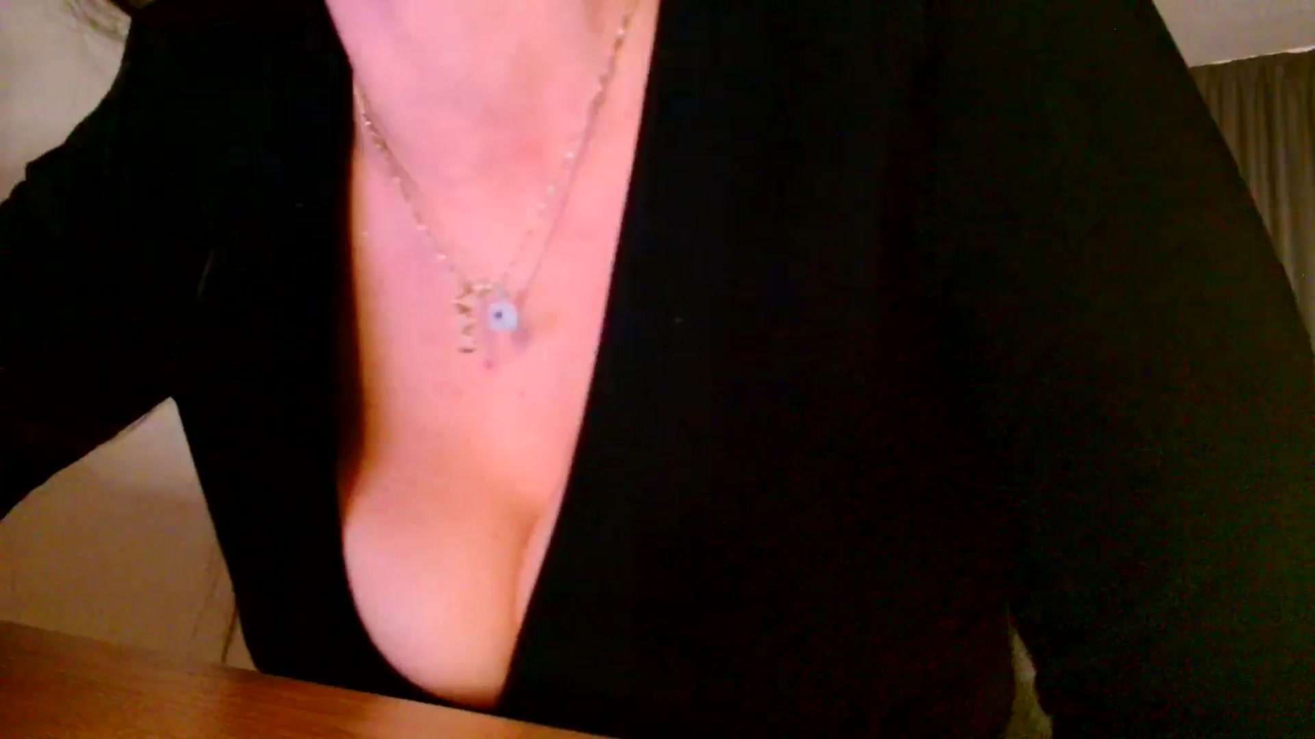 Gallery image thumbnail from Ana_Rose's myfreecams stream on, 12/14/2025, 24:01 image 19 of 20