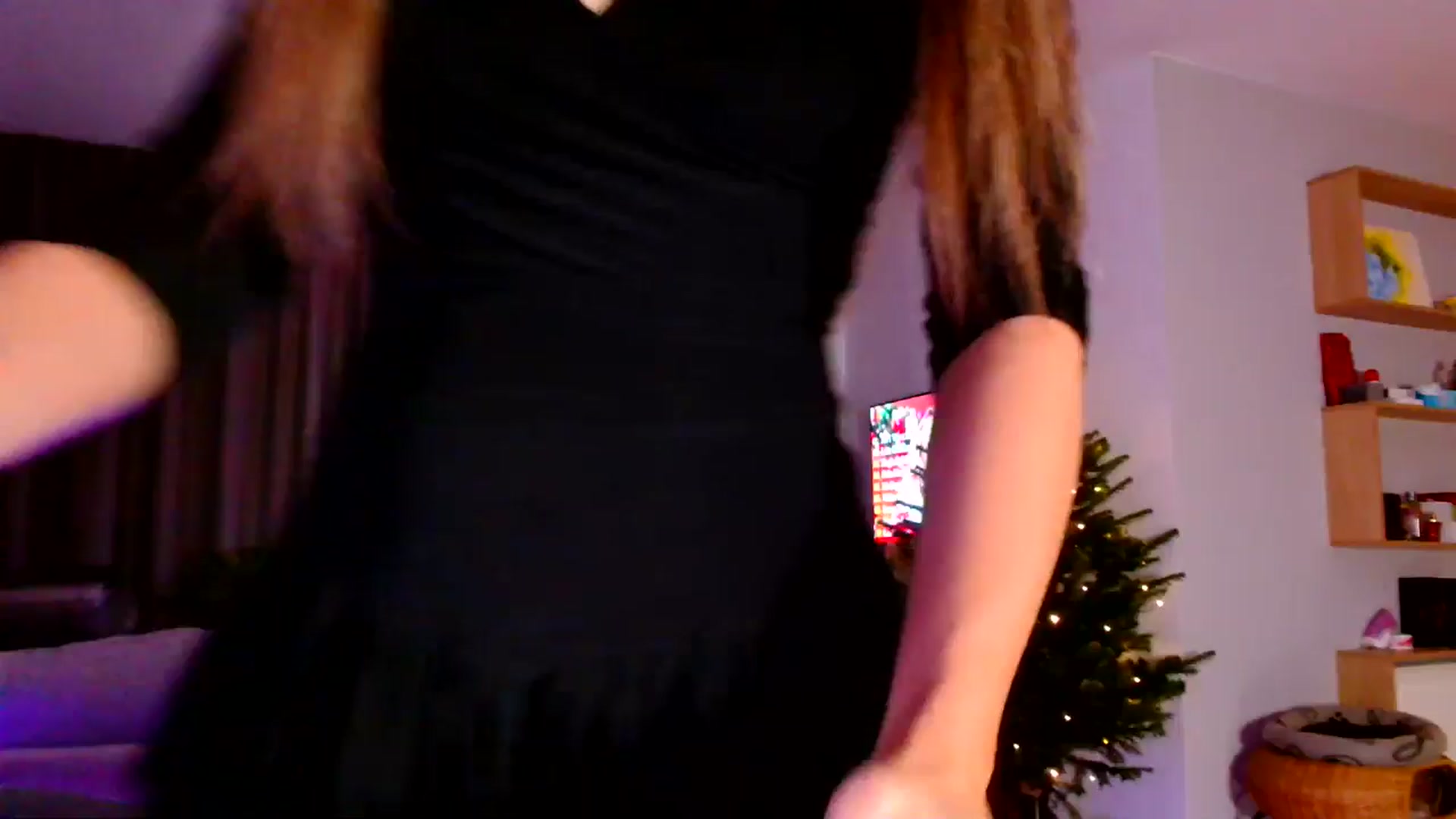 Gallery image thumbnail from Ana_Rose's myfreecams stream on, 12/25/2025, 24:02 image 9 of 20