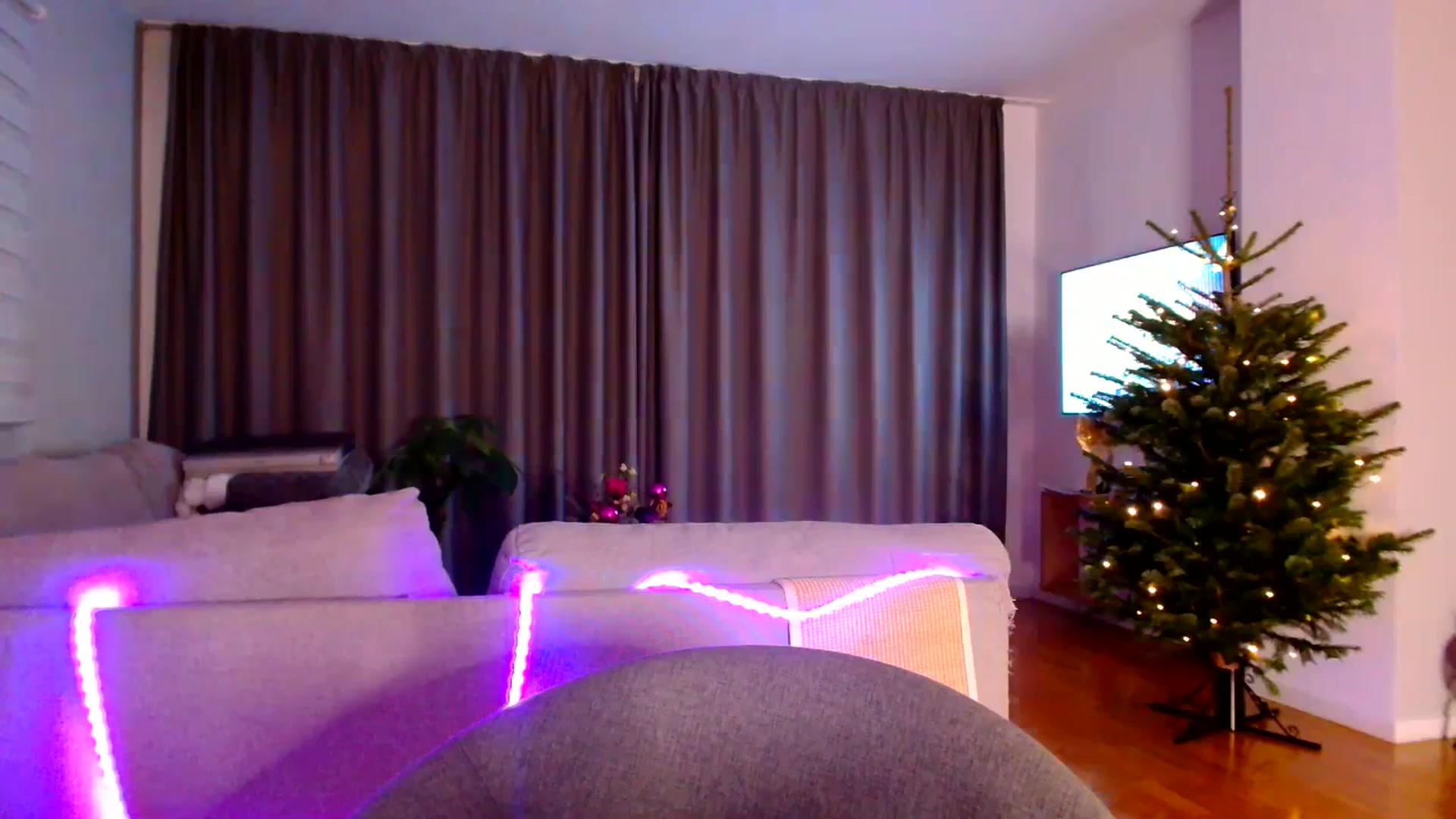 Gallery image thumbnail from Ana_Rose's myfreecams stream on, 12/25/2025, 01:59 image 20 of 20