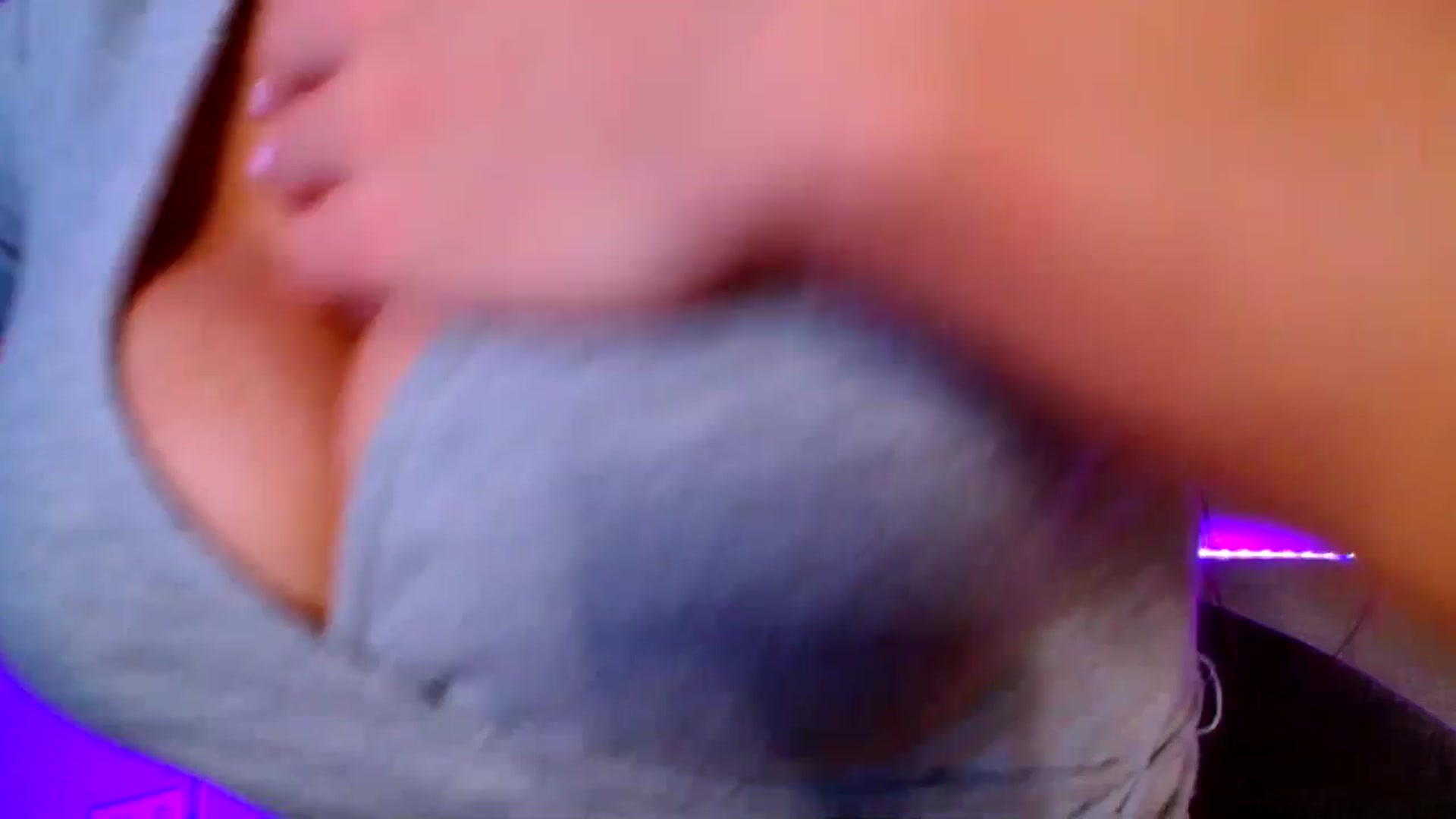 Gallery image thumbnail from Ana_Rose's myfreecams stream on, 12/27/2025, 01:12 image 1 of 20