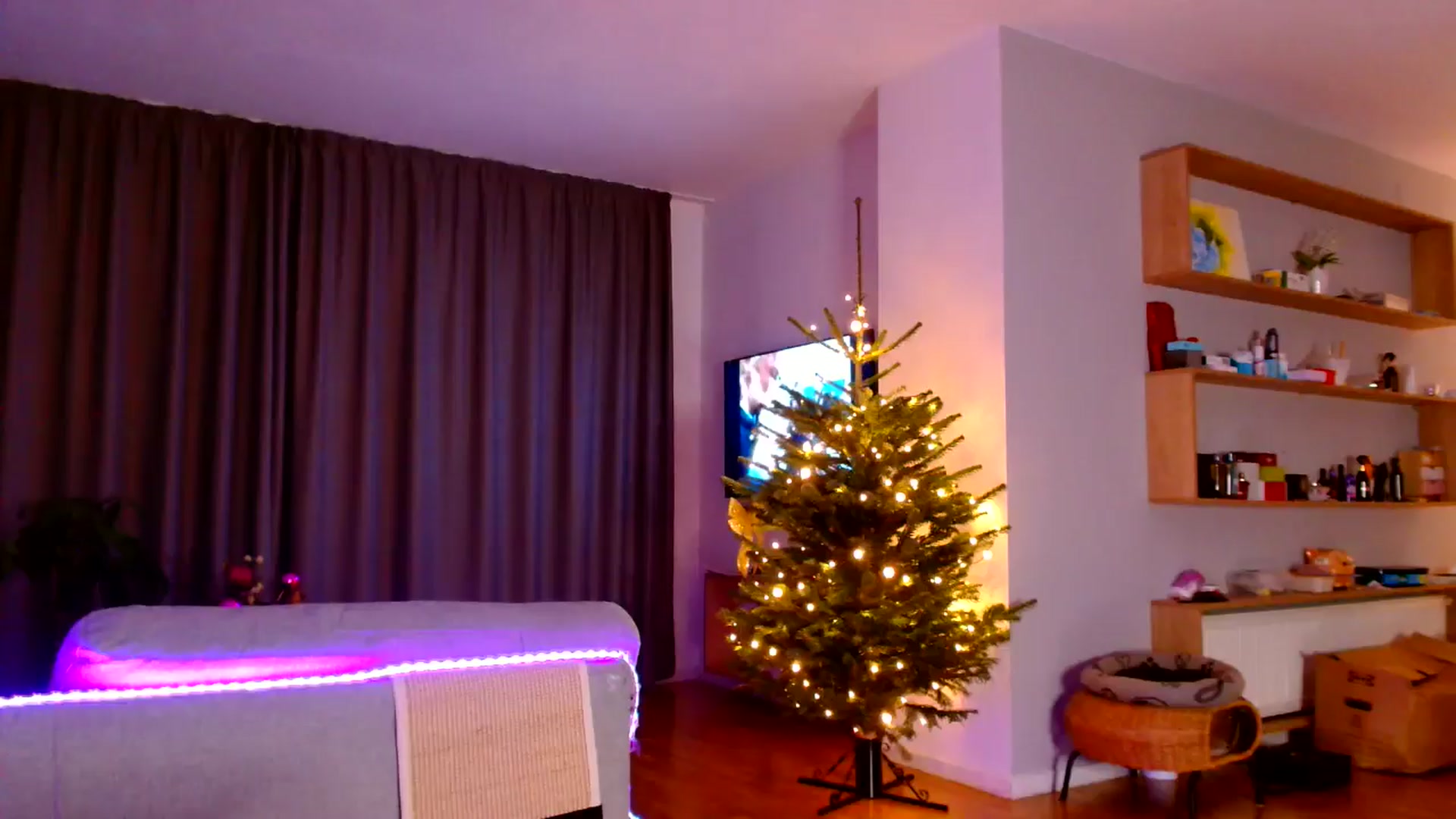 Gallery image thumbnail from Ana_Rose's myfreecams stream on, 12/27/2025, 02:10 image 7 of 20