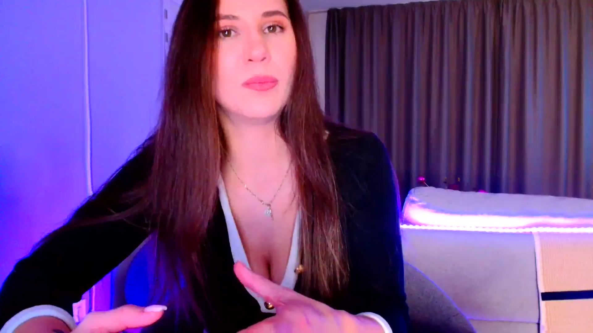 Gallery image thumbnail from Ana_Rose's myfreecams stream on, 01/11/2026, 02:26 image 7 of 20