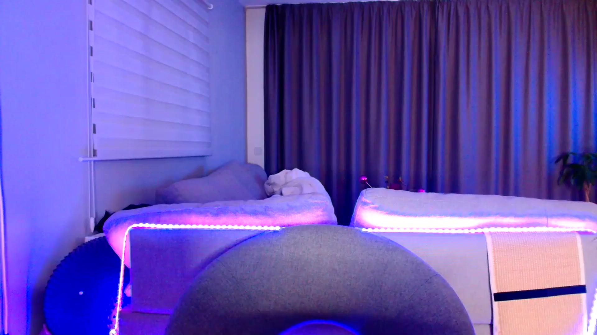 Gallery image thumbnail from Ana_Rose's myfreecams stream on, 01/11/2026, 02:26 image 1 of 20