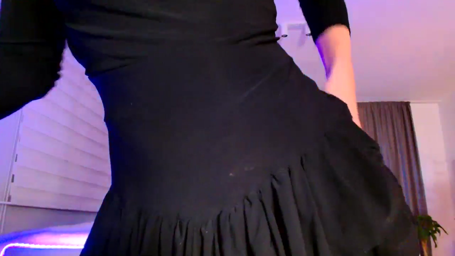 Gallery image thumbnail from Ana_Rose's myfreecams stream on, 01/17/2026, 24:13 image 18 of 20