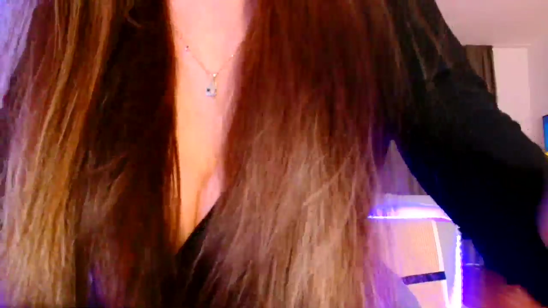 Gallery image thumbnail from Ana_Rose's myfreecams stream on, 01/17/2026, 24:13 image 5 of 20