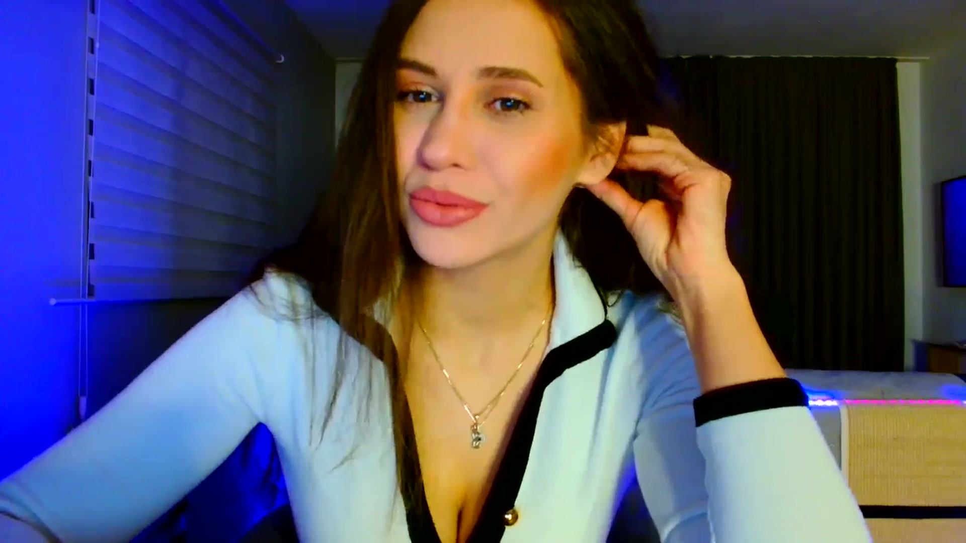 Gallery image thumbnail from Ana_Rose's myfreecams stream on, 01/31/2026, 22:46 image 13 of 20