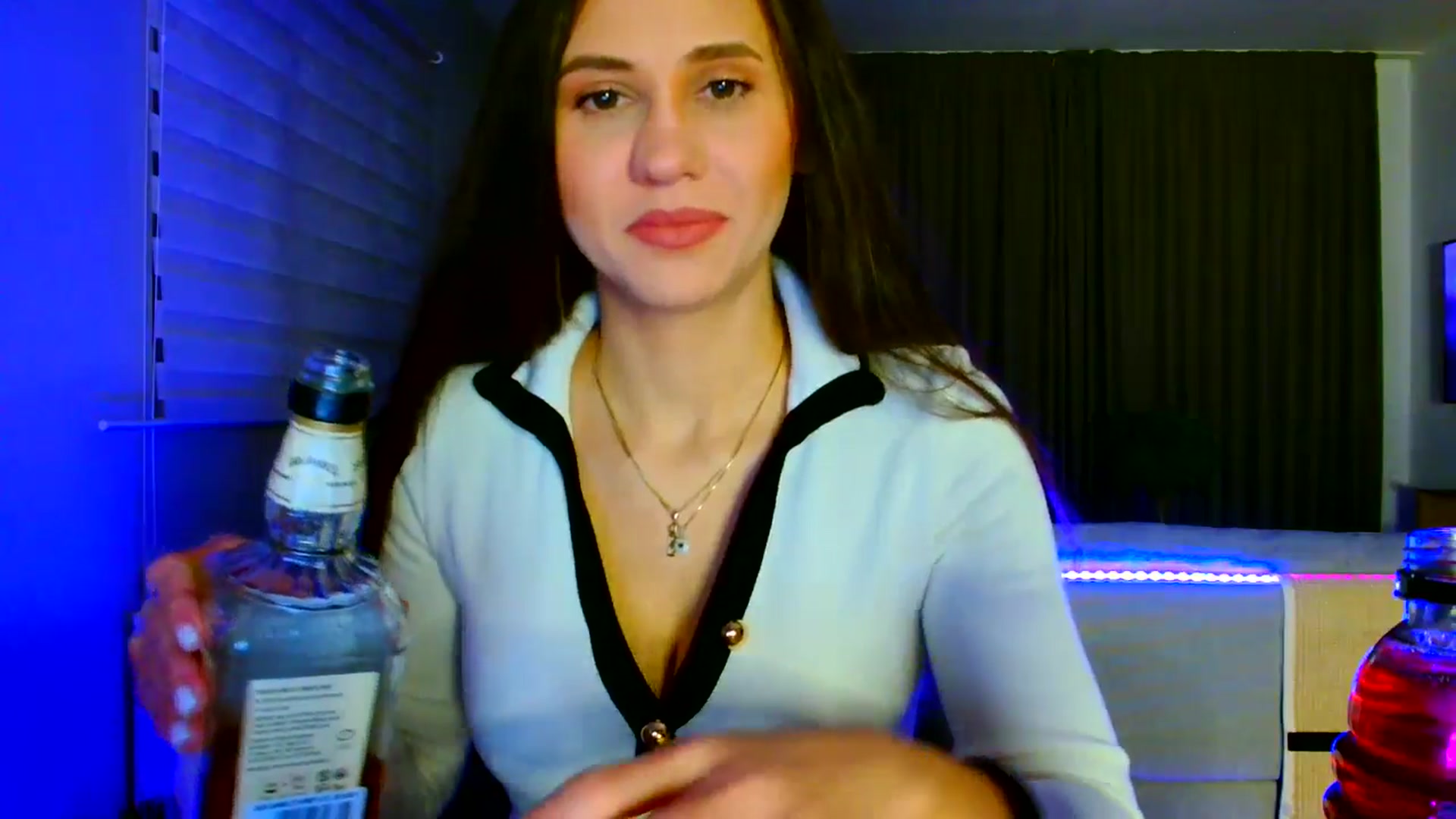 Gallery image thumbnail from Ana_Rose's myfreecams stream on, 01/31/2026, 22:46 image 16 of 20