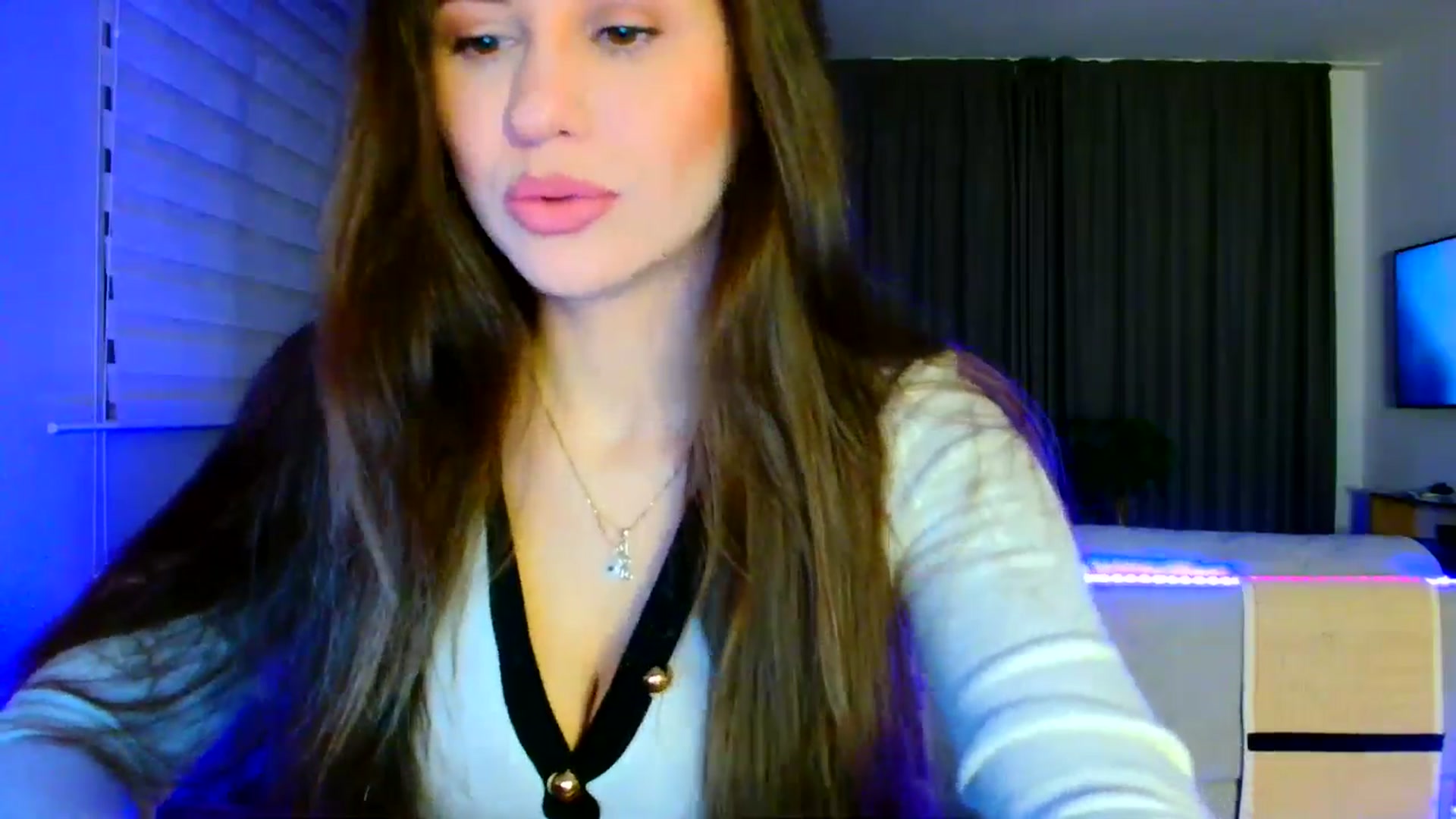 Gallery image thumbnail from Ana_Rose's myfreecams stream on, 01/31/2026, 22:46 image 3 of 20