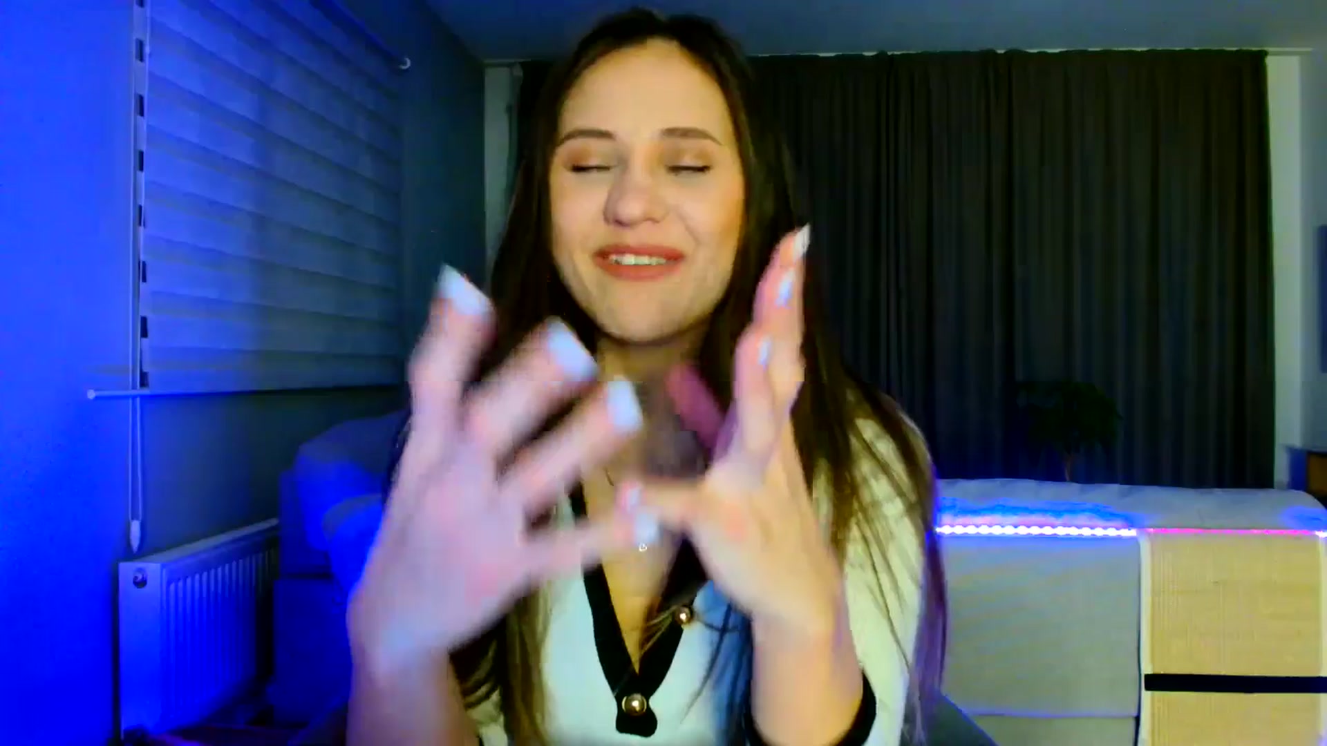 Gallery image thumbnail from Ana_Rose's myfreecams stream on, 02/01/2026, 02:03 image 15 of 20
