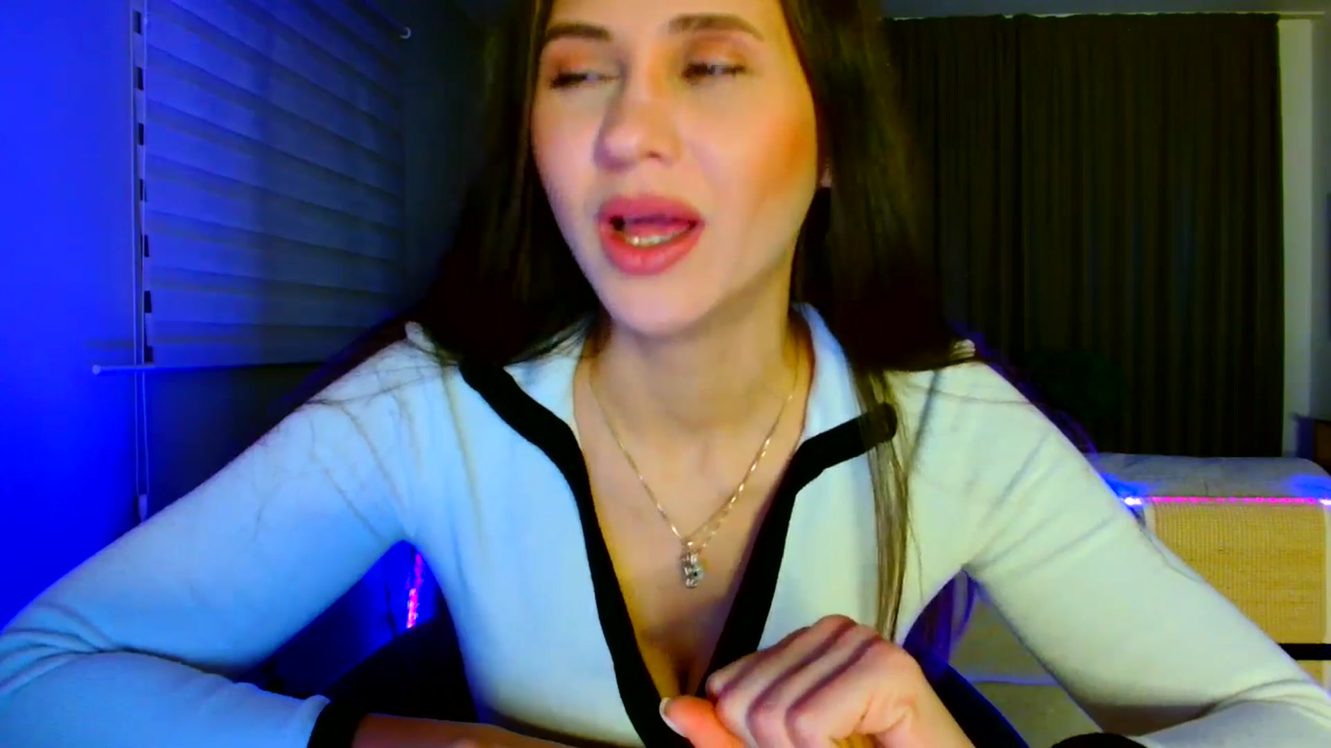 Gallery image thumbnail from Ana_Rose's myfreecams stream on, 02/01/2026, 02:03 image 13 of 20